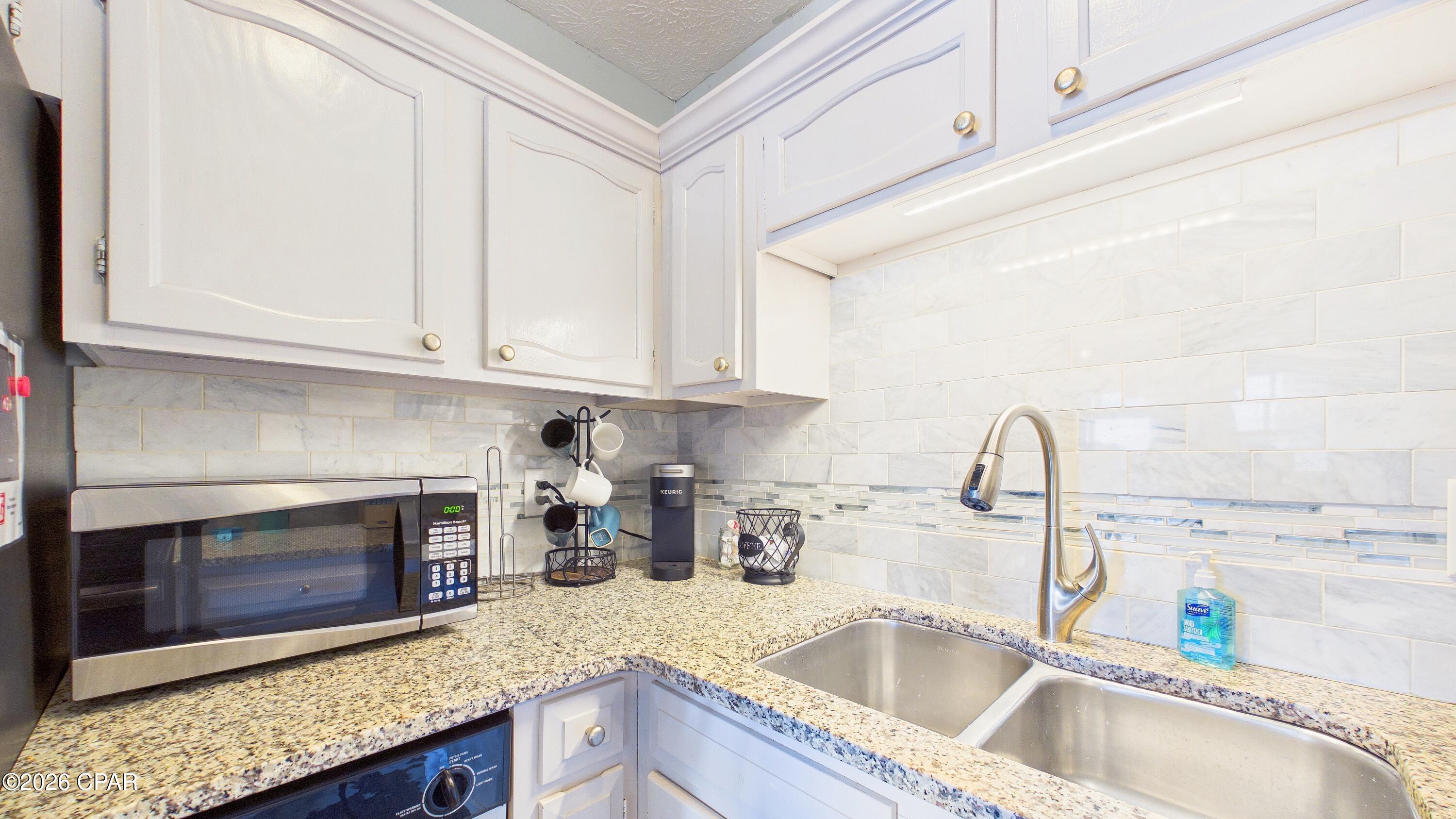 Lullwater Beach - Residential Lease