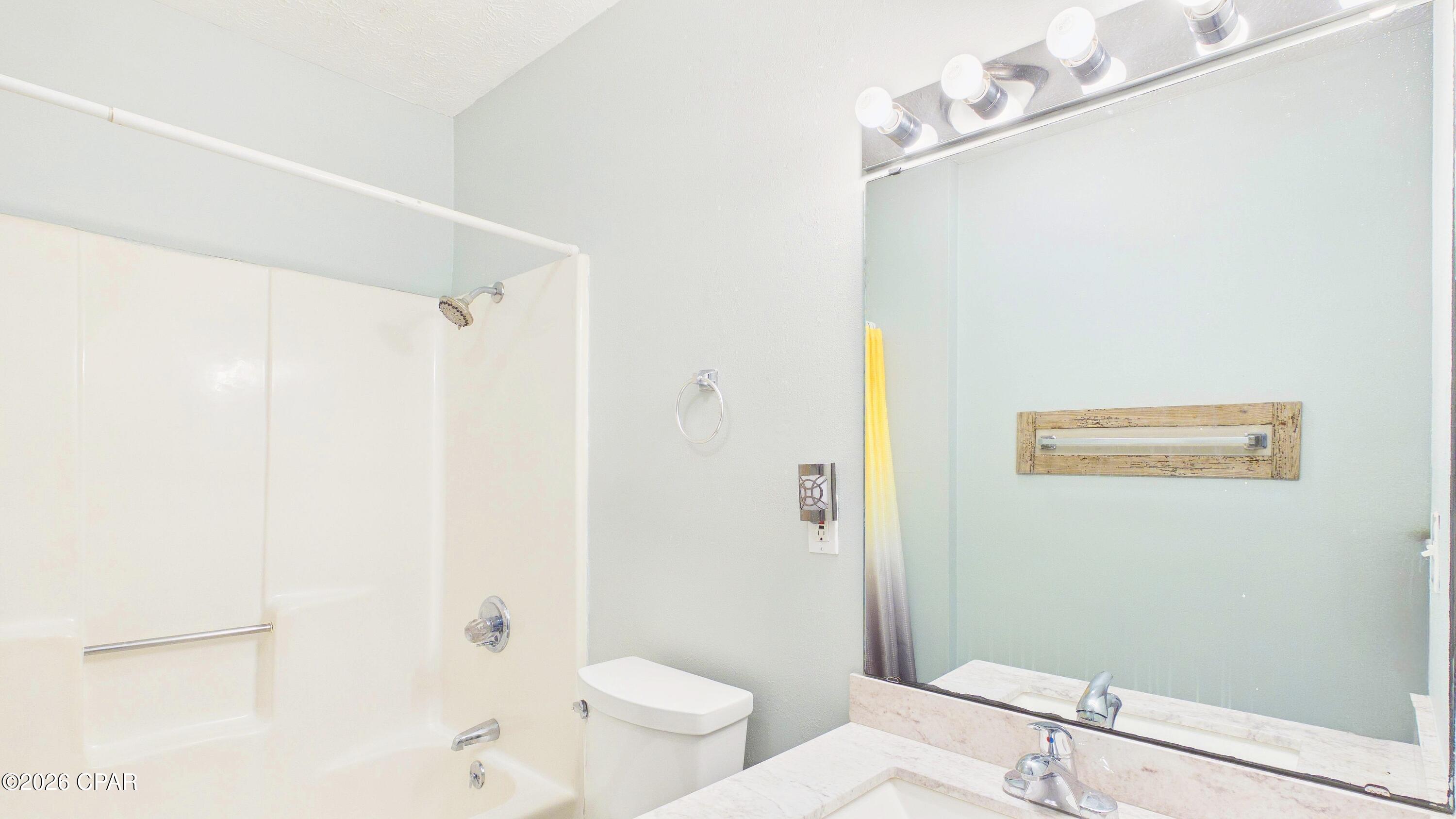 Lullwater Beach - Residential Lease