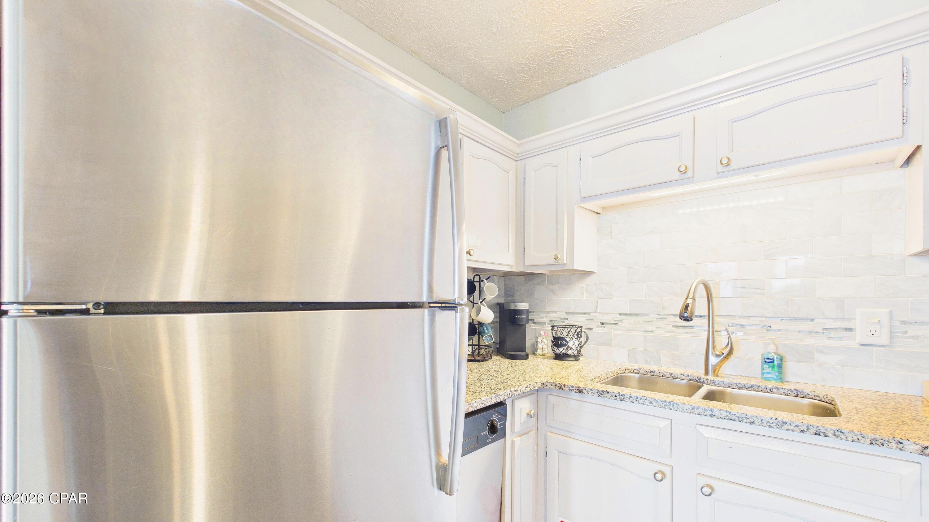 Lullwater Beach - Residential Lease