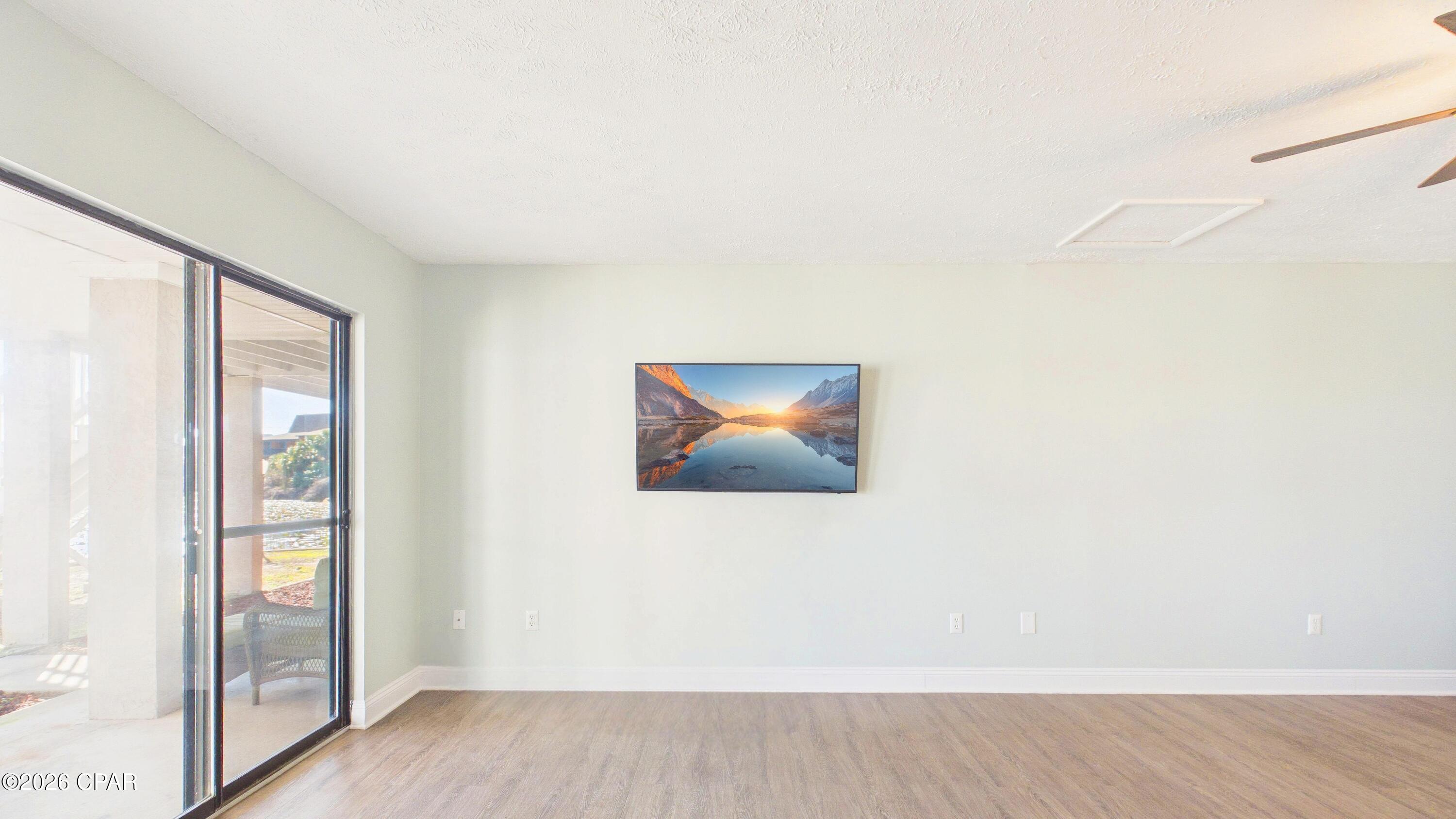 Lullwater Beach - Residential Lease