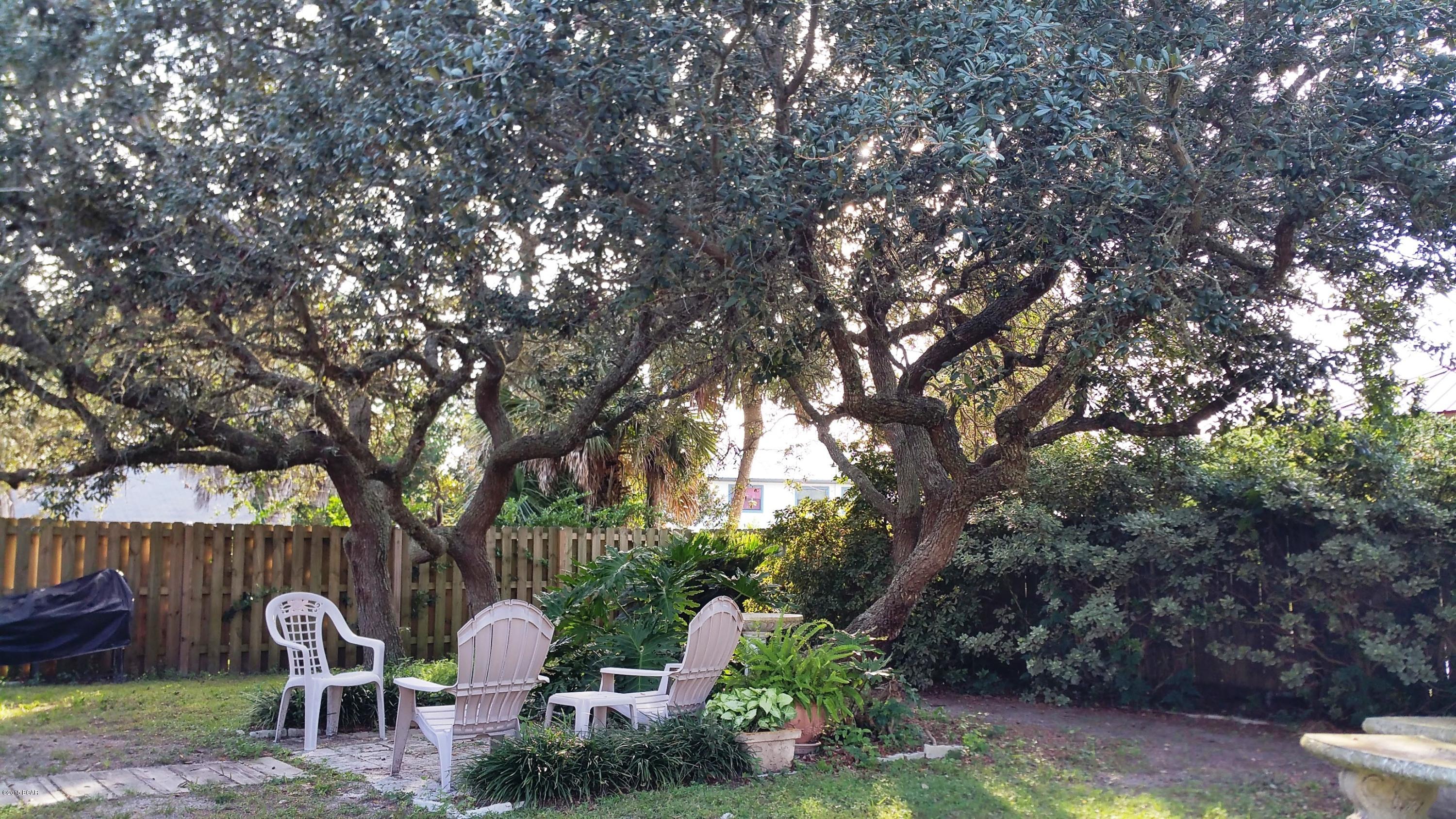 Laguna Beach Estates 7th Add - Residential