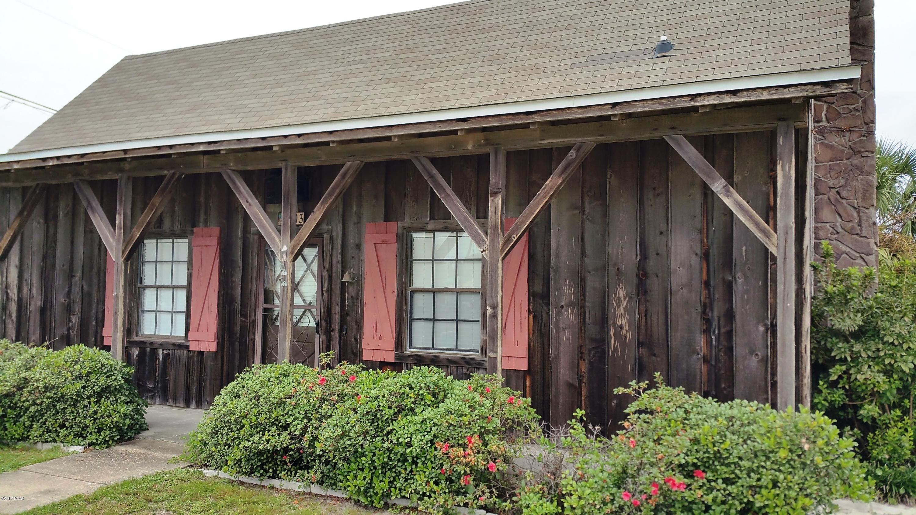 Laguna Beach Estates 7th Add - Residential