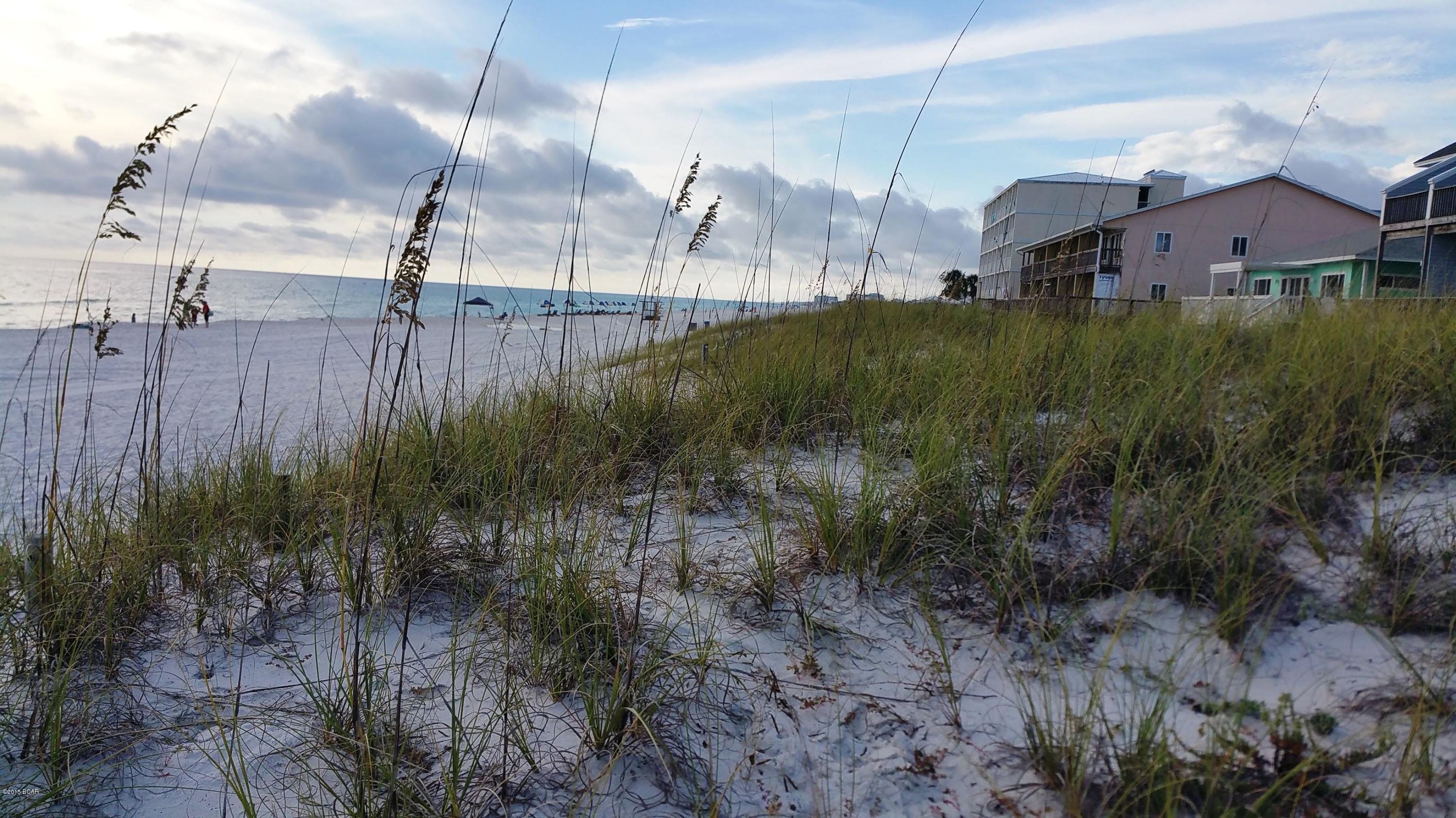 Laguna Beach Estates 7th Add - Residential