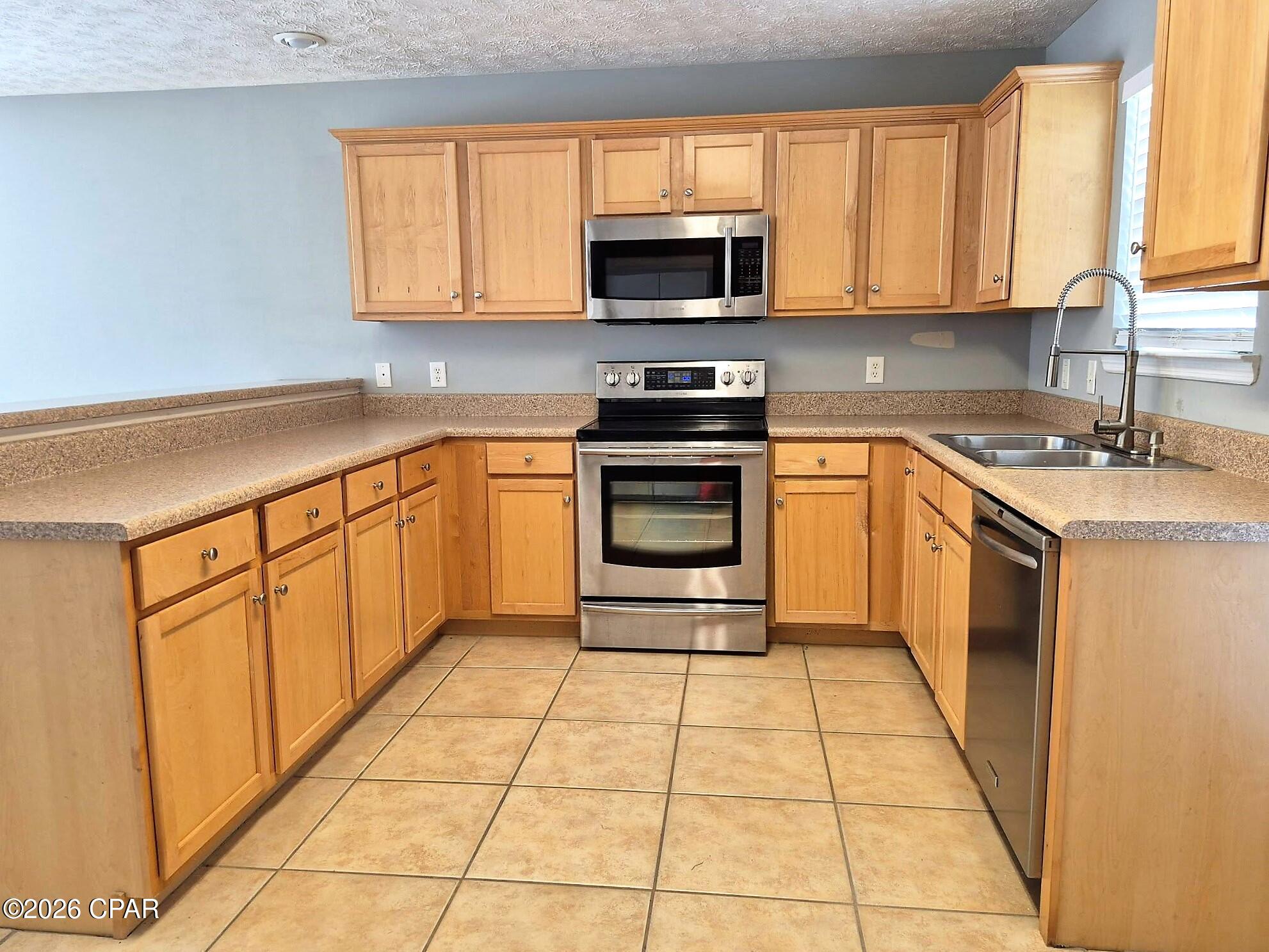 Gates At Sterling Cove - Residential