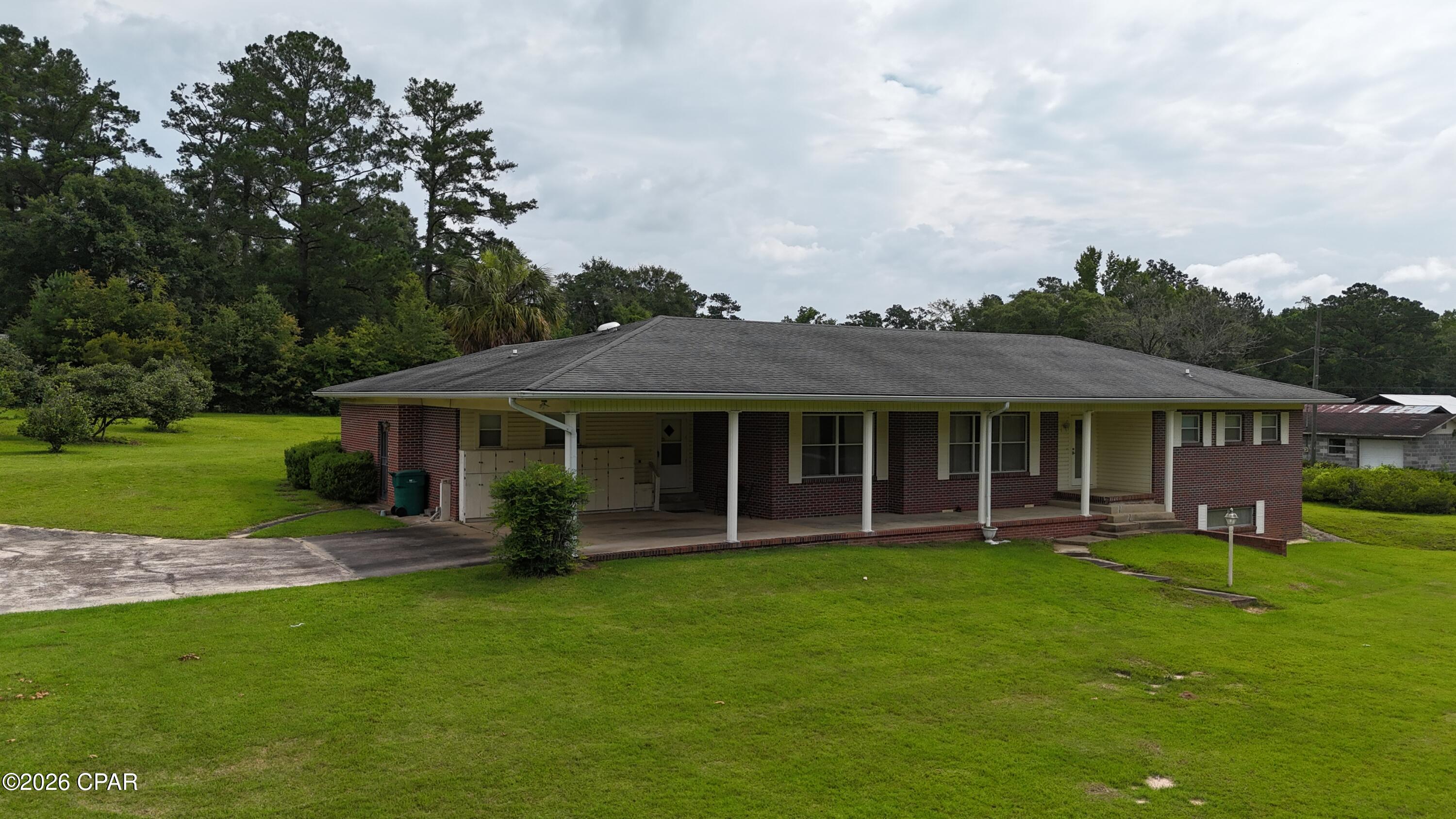 Photo 1 of 35 — 409 E Wisconsin Avenue, Bonifay, FL 32425