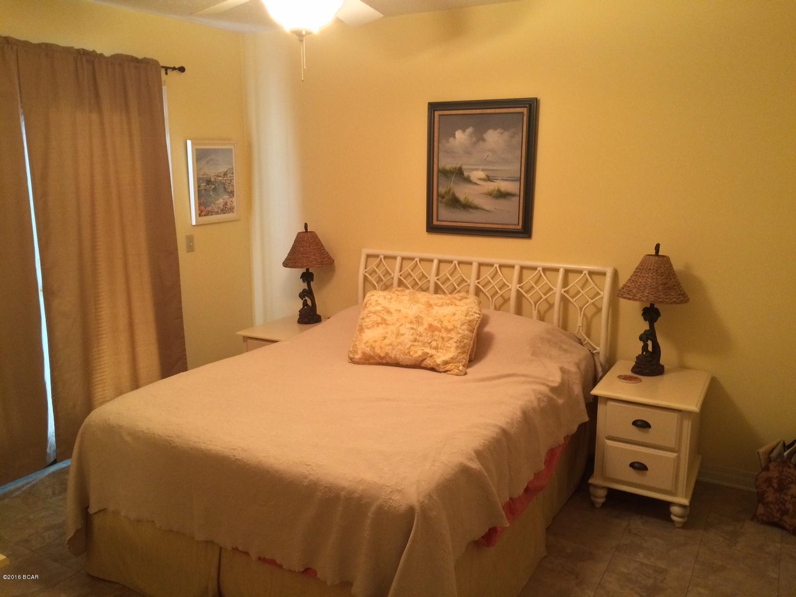 Riviera Beach - Residential Lease