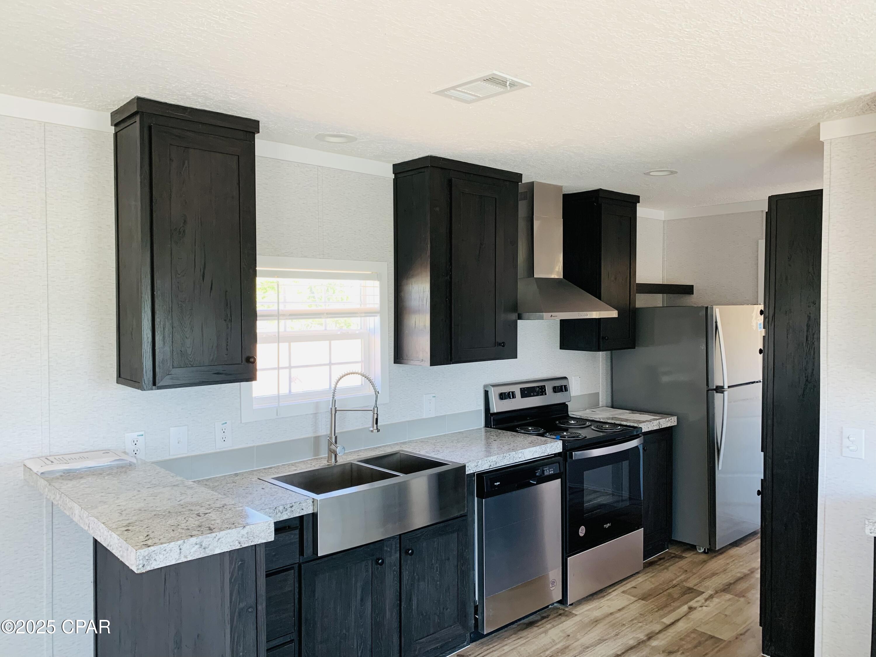 [No Recorded Subdiv] - Commercial Sale