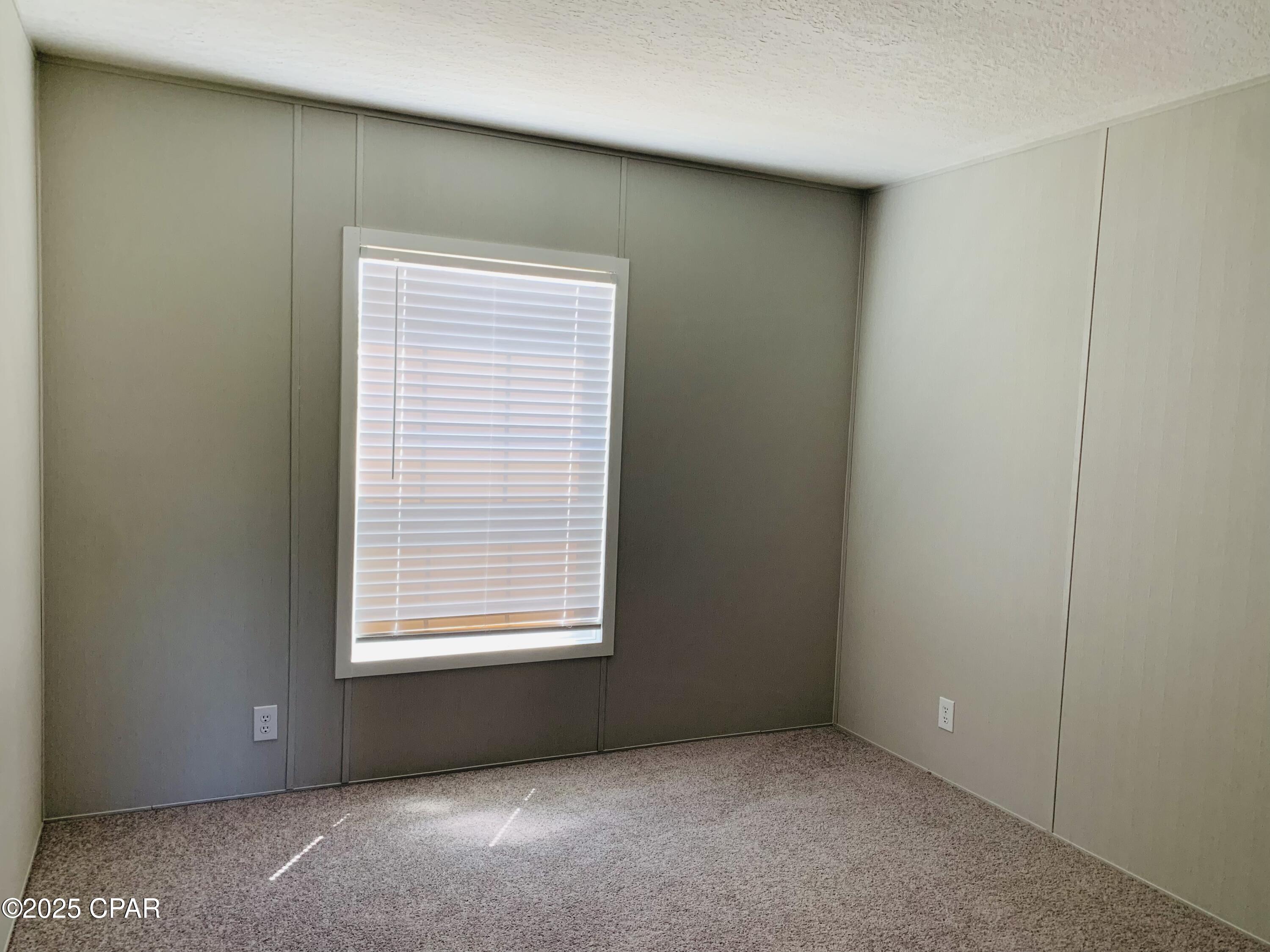 [No Recorded Subdiv] - Commercial Sale