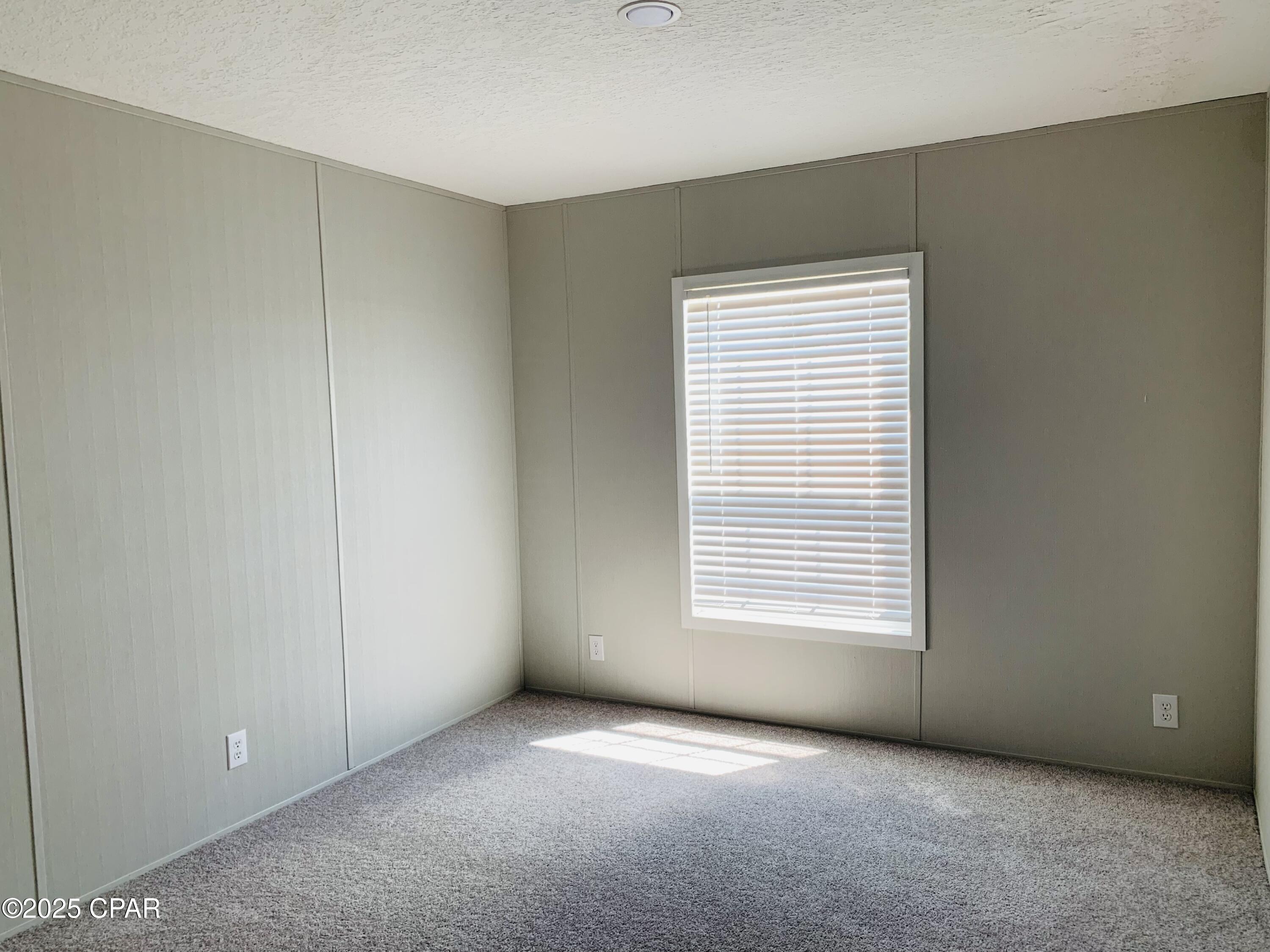 [No Recorded Subdiv] - Commercial Sale