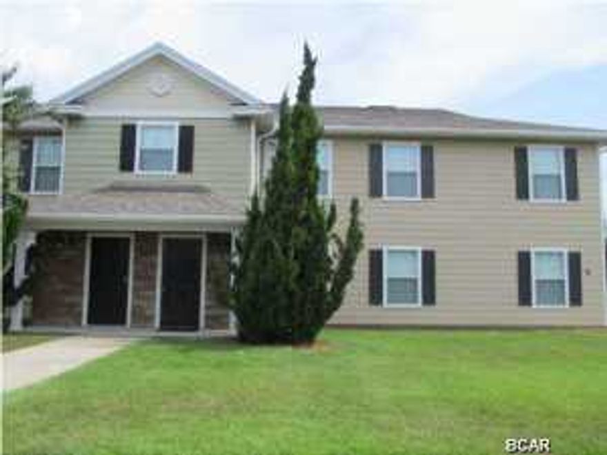 NAUTILUS COVE (GATED COMMUNITY) - 4 BEDROOM, 2 BATH BOTTOM FLOOR CONDO. RECENTLY PAINTED, OPEN FLOOR PLAN, GRANITE COUNTERTOPS, STAINLESS STEEL APPLIANCES. COMPLEX FEATURES SWIMMING POOLS, FITNESS CENTER & PLAYGROUND AREA. WATER, SEWER & GARBAGE INCLUDED IN RENT. WASHER & DRYER INCLUDED ''AS IS''