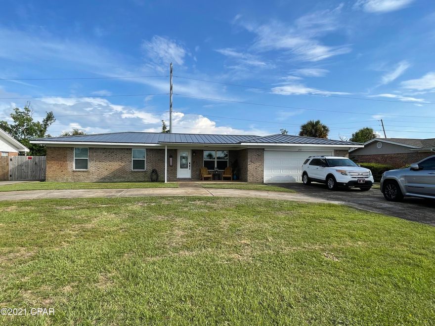 Under contract-taking back up offers.This is a must see home! Interior was taken down to the studs after Hurricane Michael. Plumbing, electric, HVAC, tankless electric hot water heater, roof, flooring, windows, cabinets, and appliances installed after hurricane.  Countertops and beautiful quartz with a farmhouse sink and coffee bar. Gorgeous pantry and huge laundry room have glass paneled barn doors. There is a Ring security system and it is smart house capable. The backyard is huge with a 6ft privacy fence and an 8 ft fence across the back. The large sunroom doesn't have new windows but is heated and cooled with a window unit and space heater. Measurements are approximate and should be measured if important.