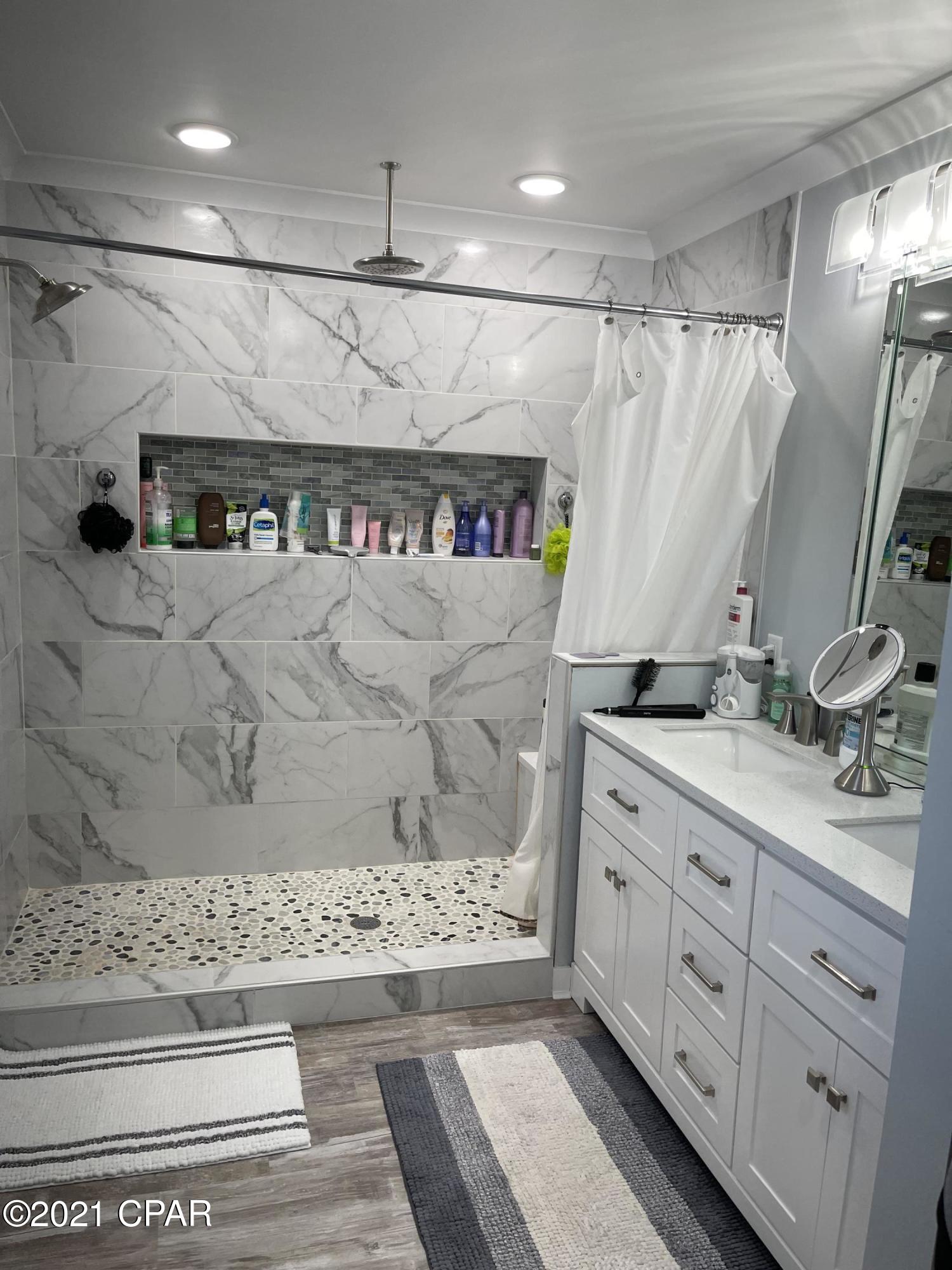 Meadowbrook Estates - Residential