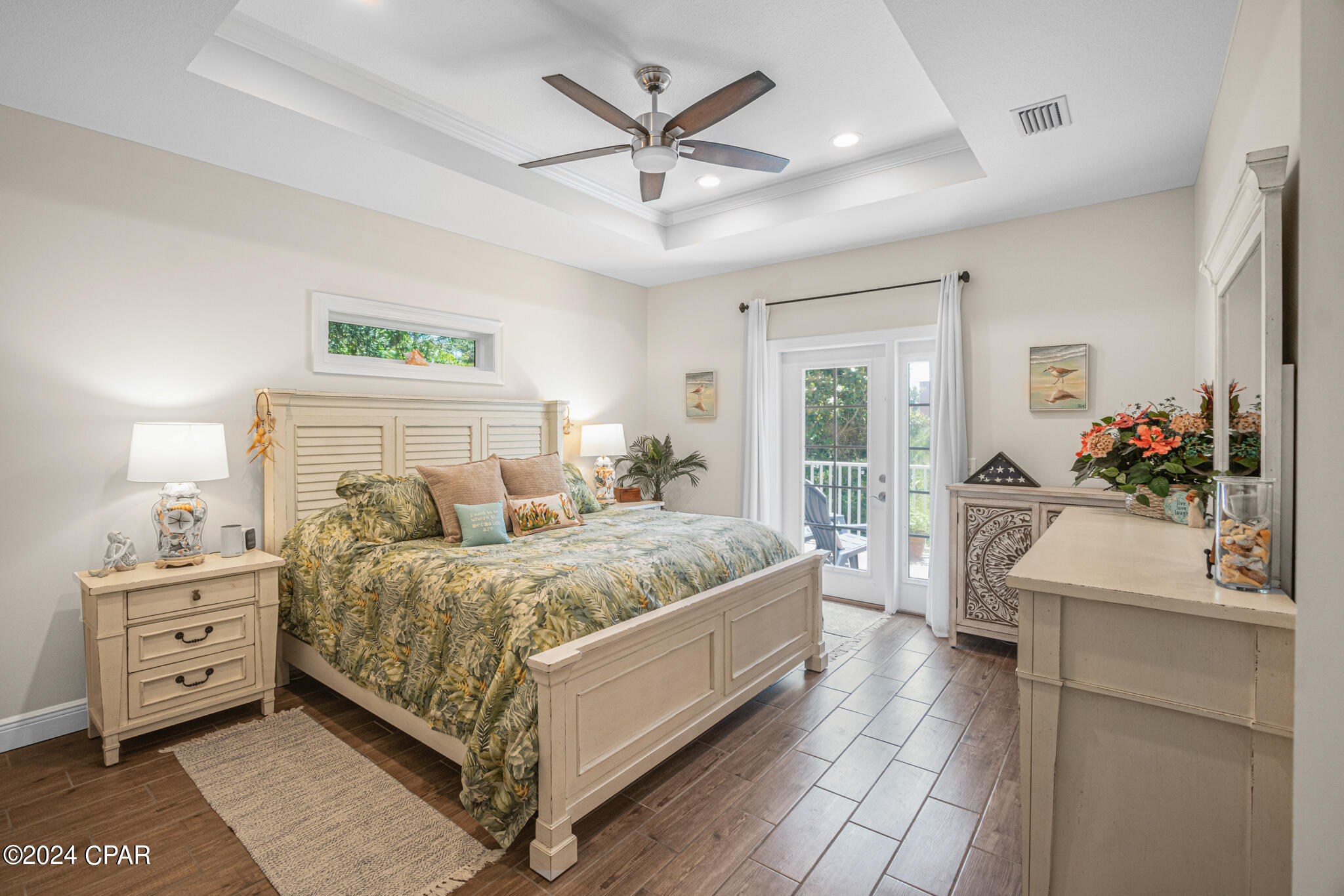 Summer Breeze - Residential