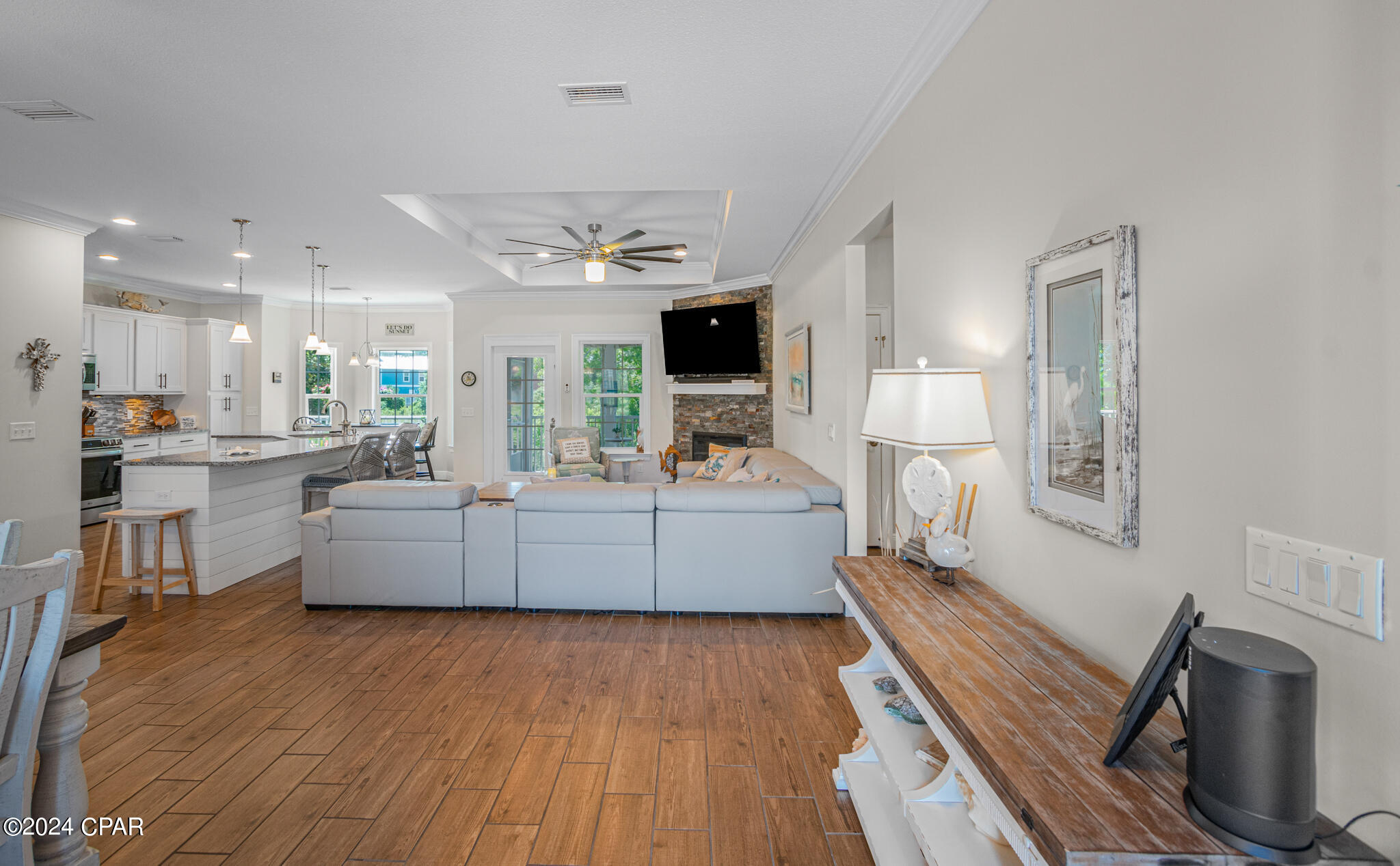 Summer Breeze - Residential