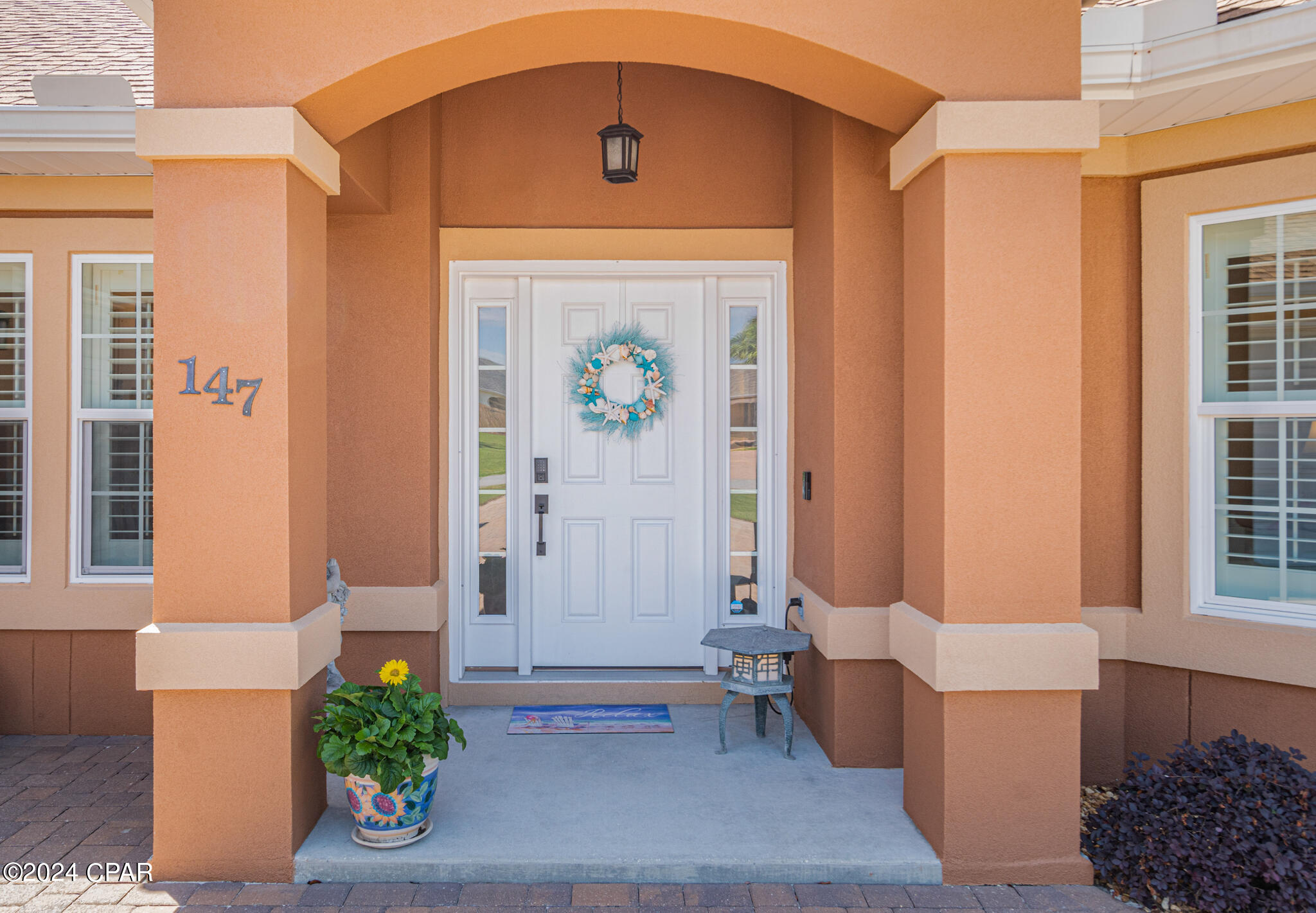 Summer Breeze - Residential