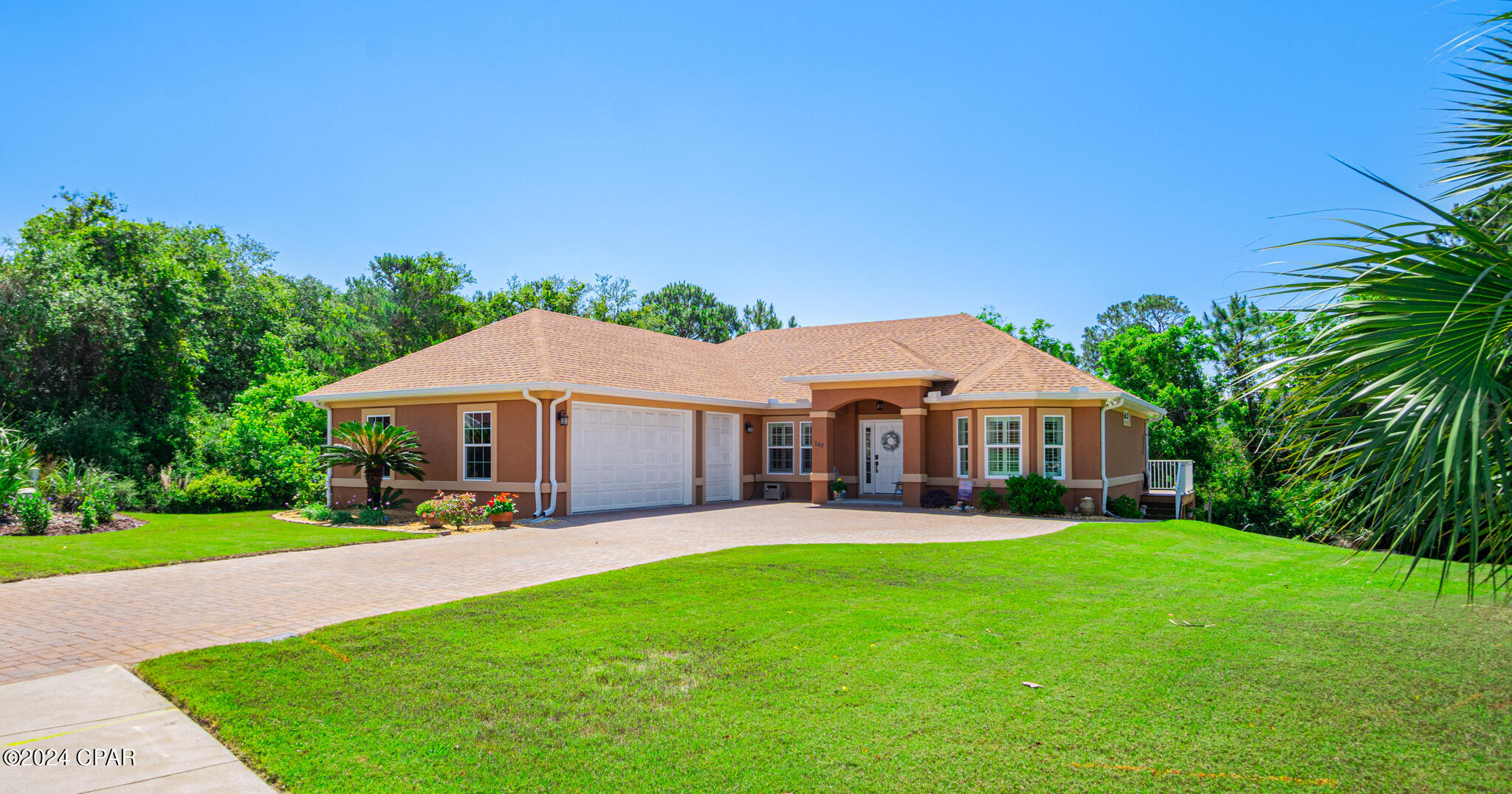 Summer Breeze - Residential