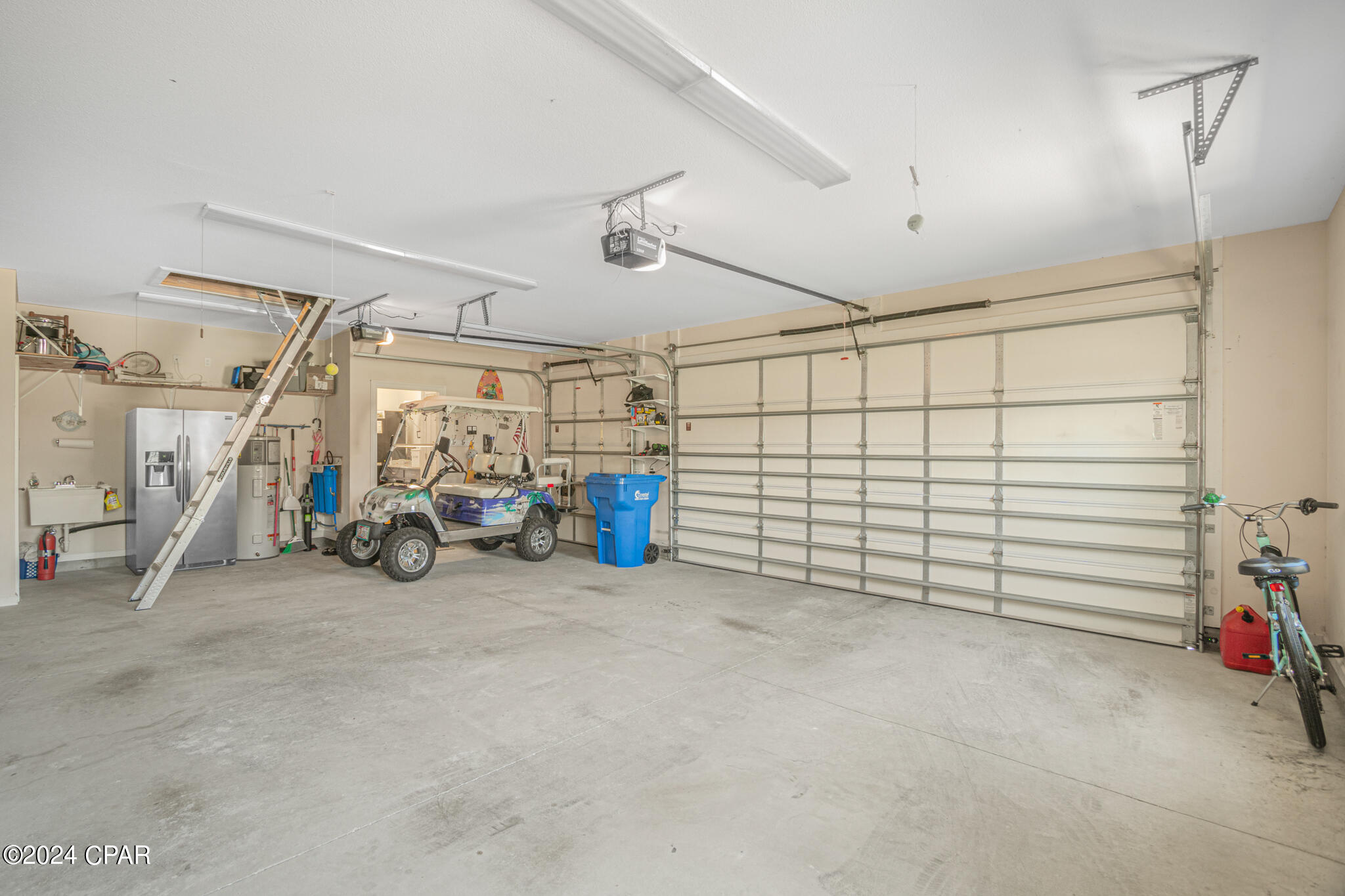 Summer Breeze - Residential