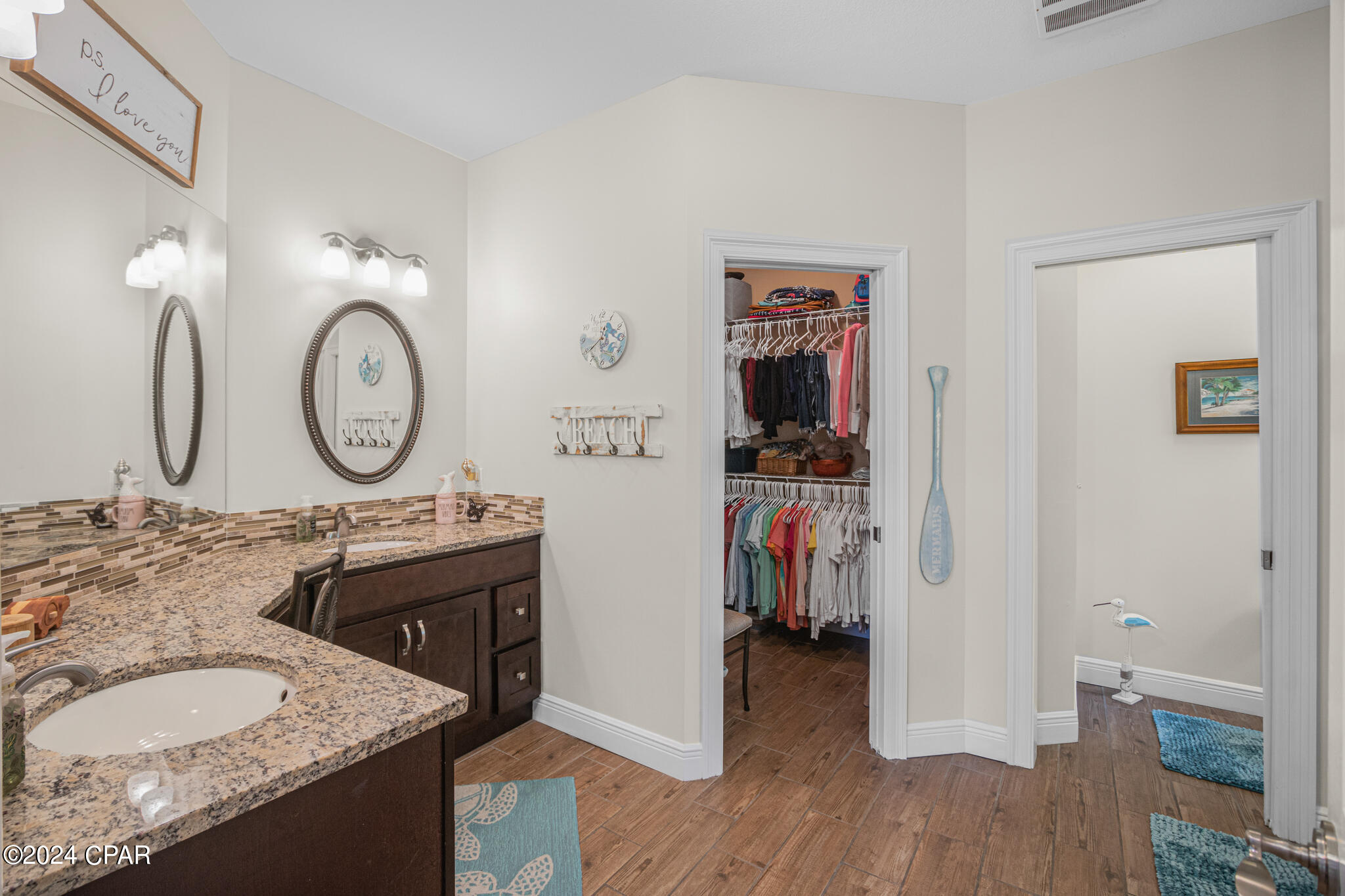 Summer Breeze - Residential