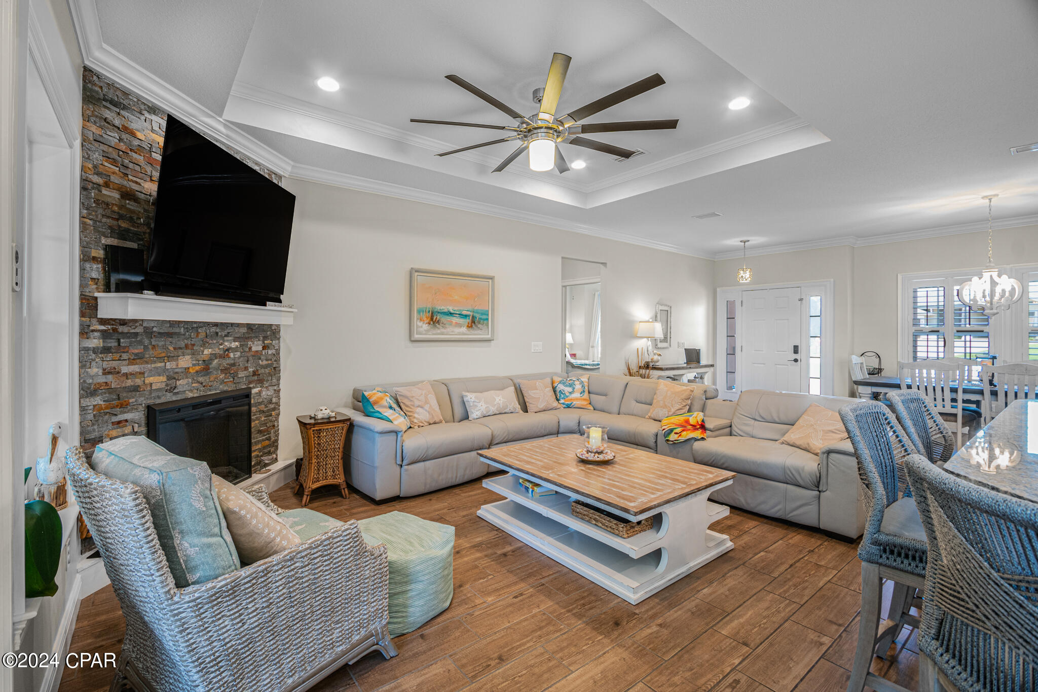 Summer Breeze - Residential