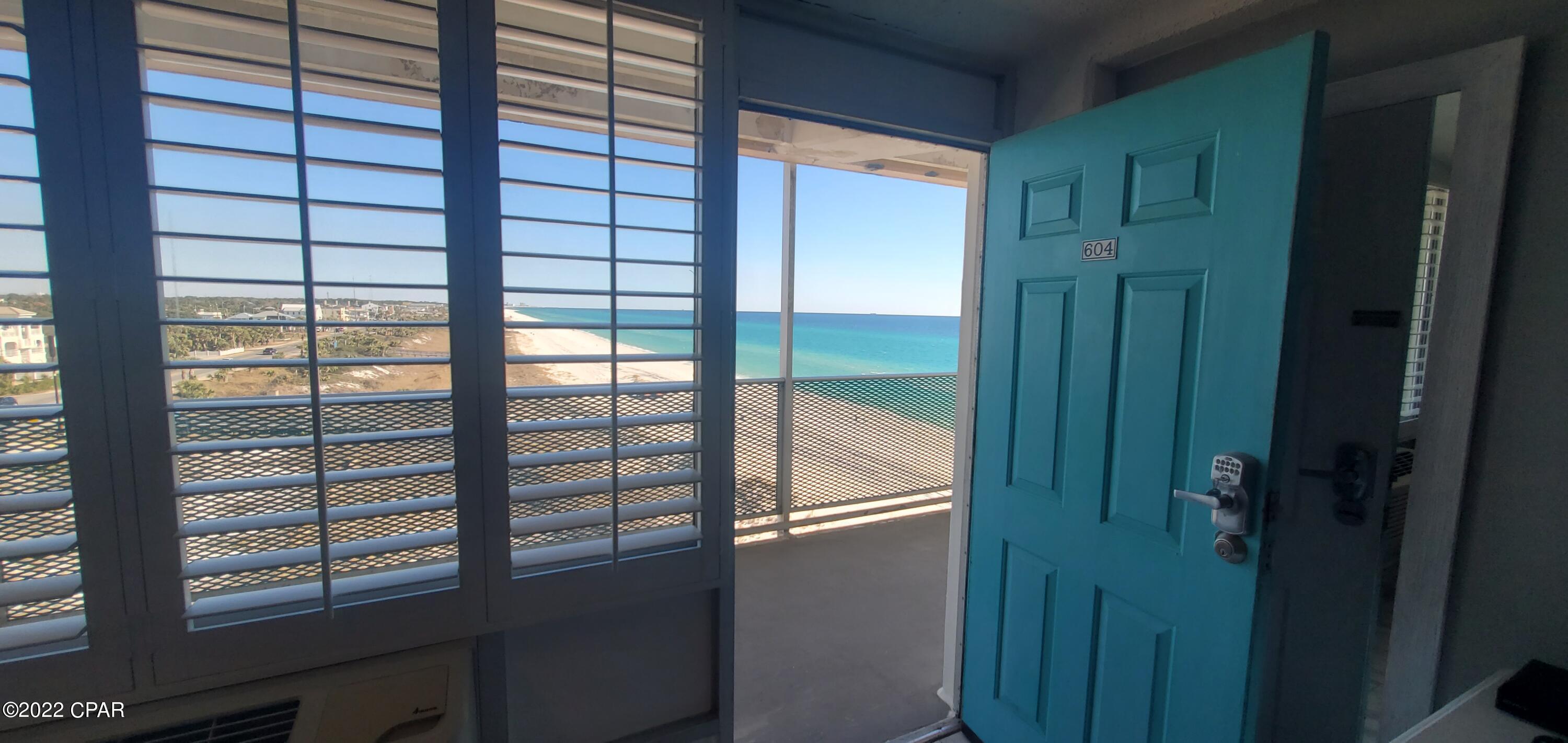 Fontainebleau Terrace - Residential