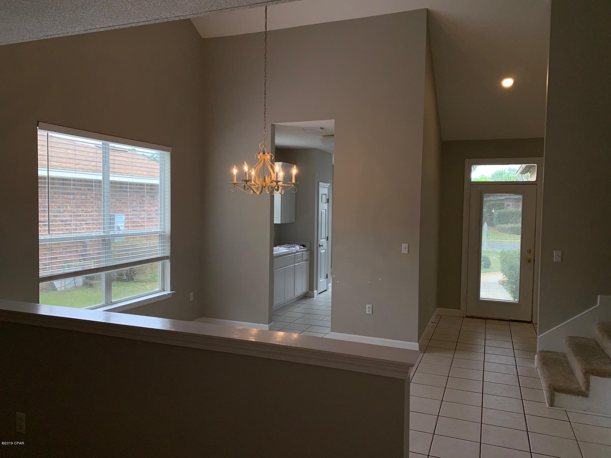 Escada - Residential Lease