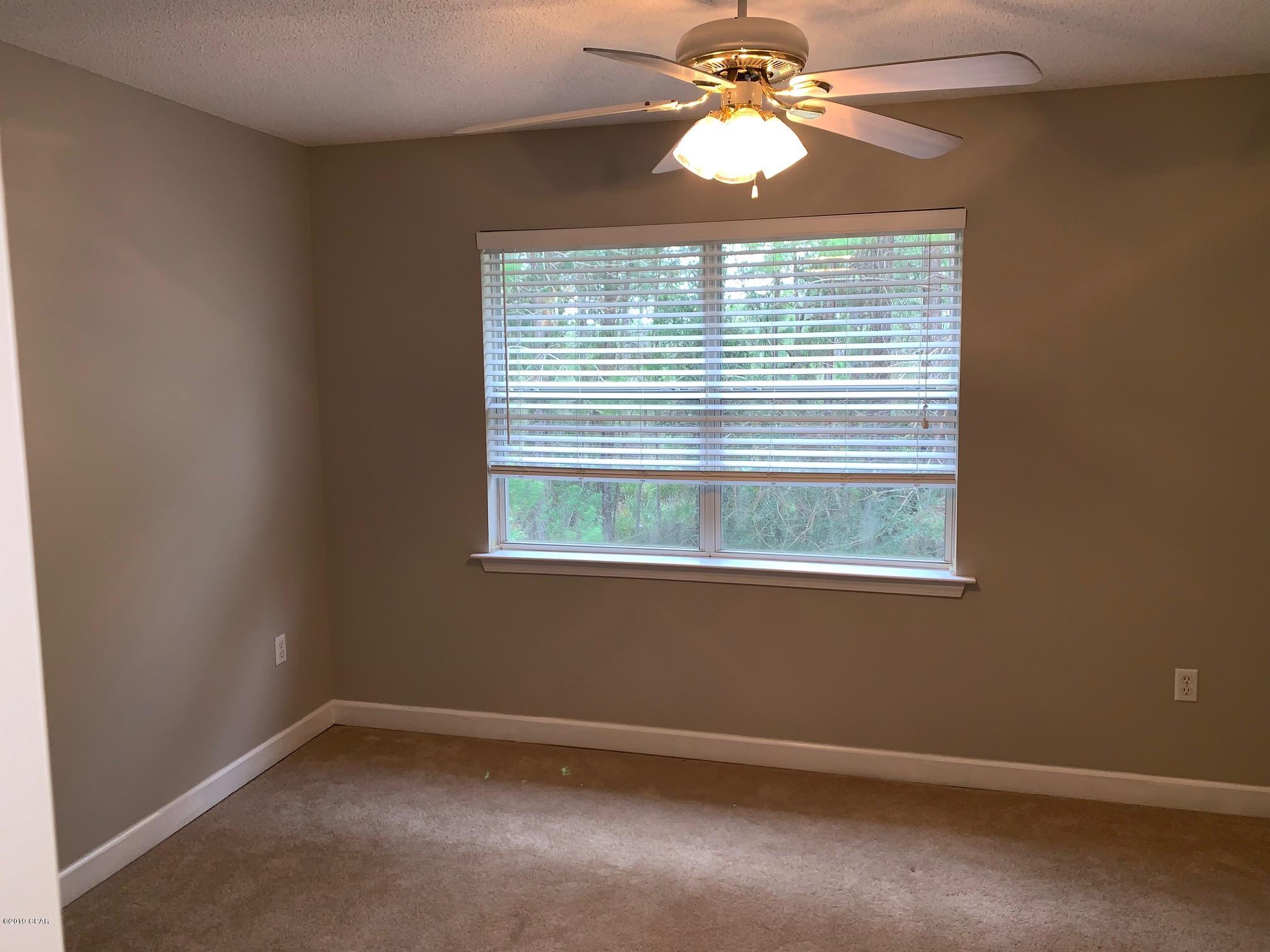 Escada - Residential Lease