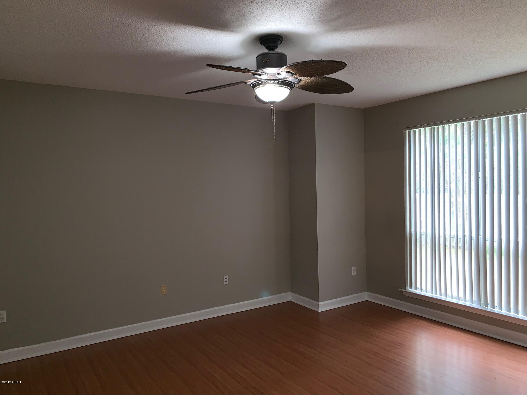 Escada - Residential Lease