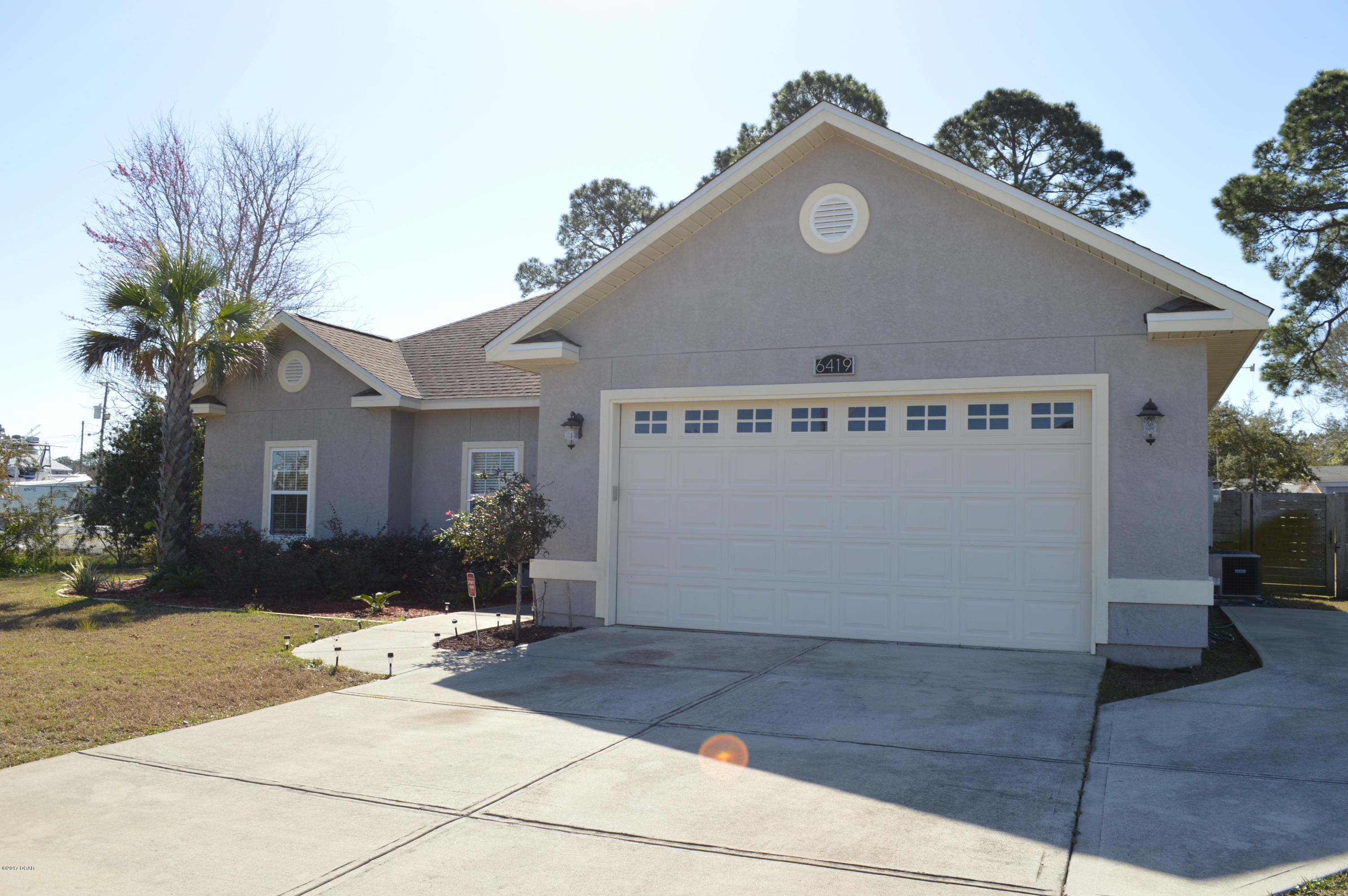 North Lagoon Oaks - Residential