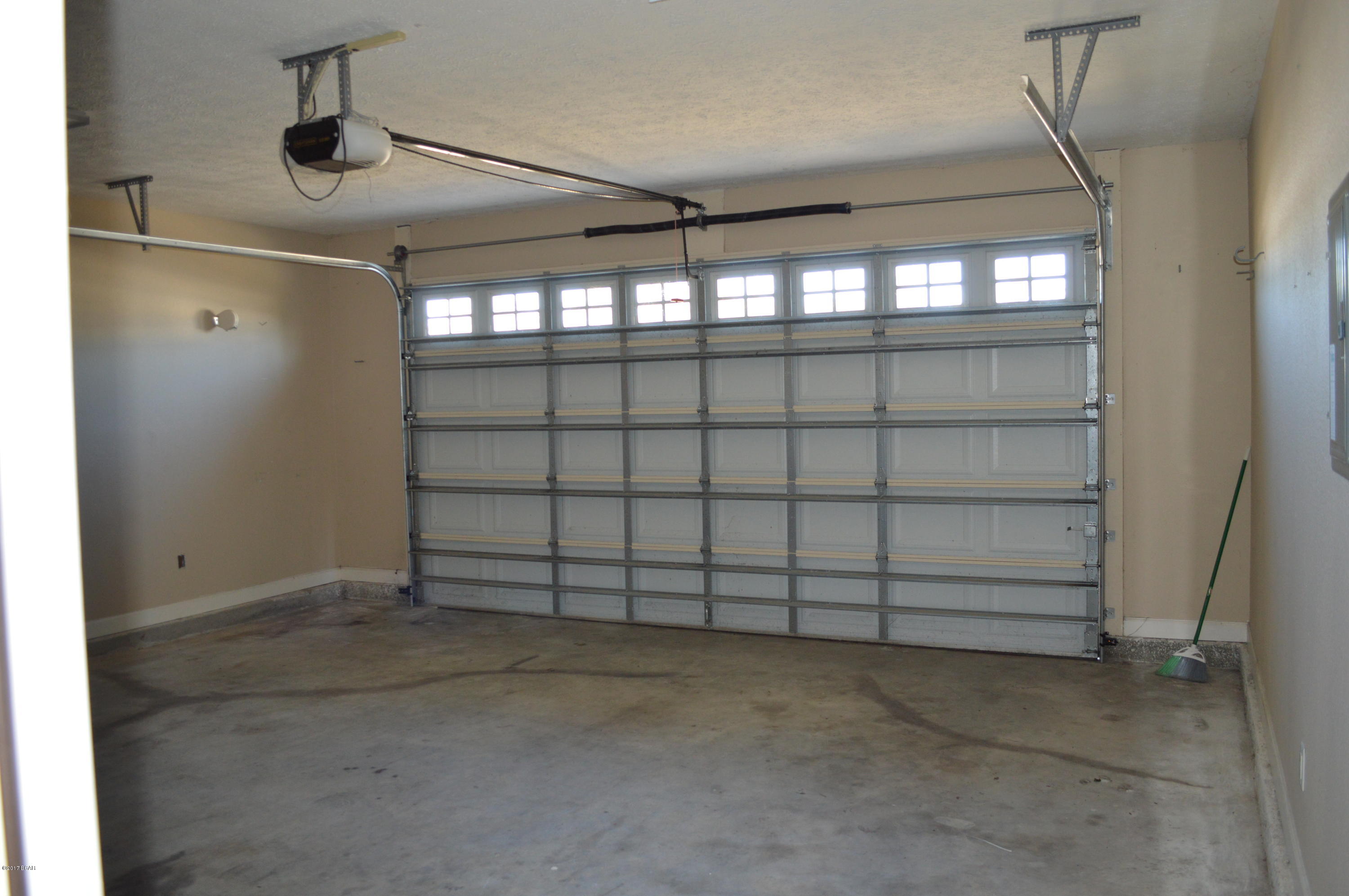 North Lagoon Oaks - Residential