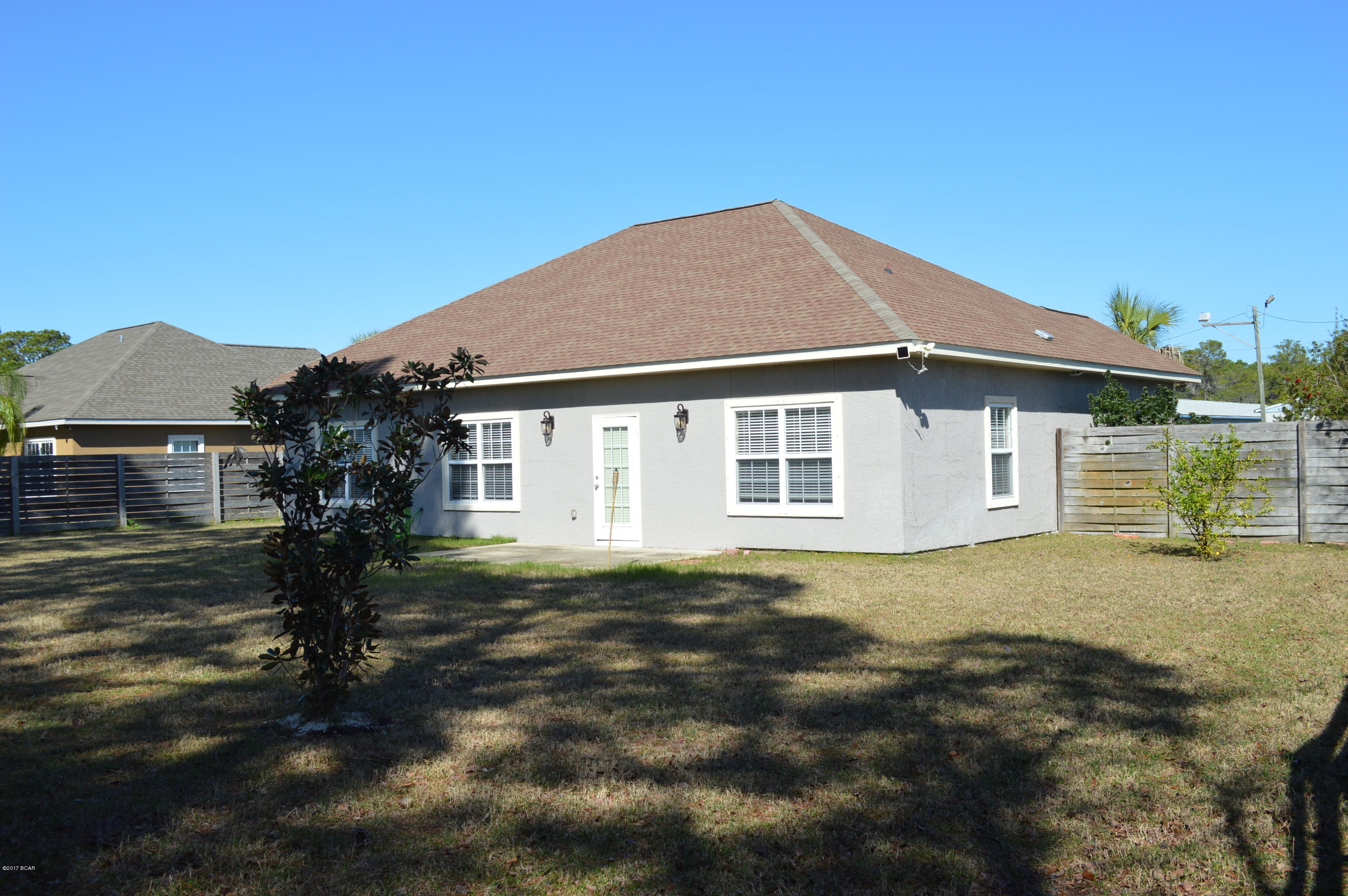 North Lagoon Oaks - Residential