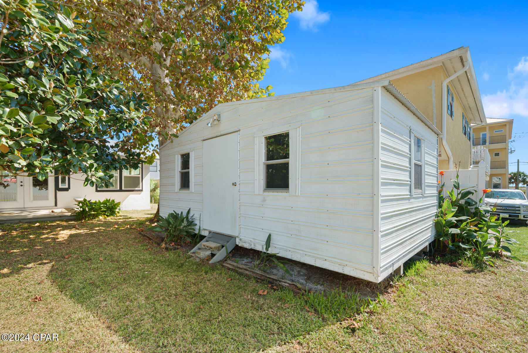 [No Recorded Subdiv] - Residential Lease