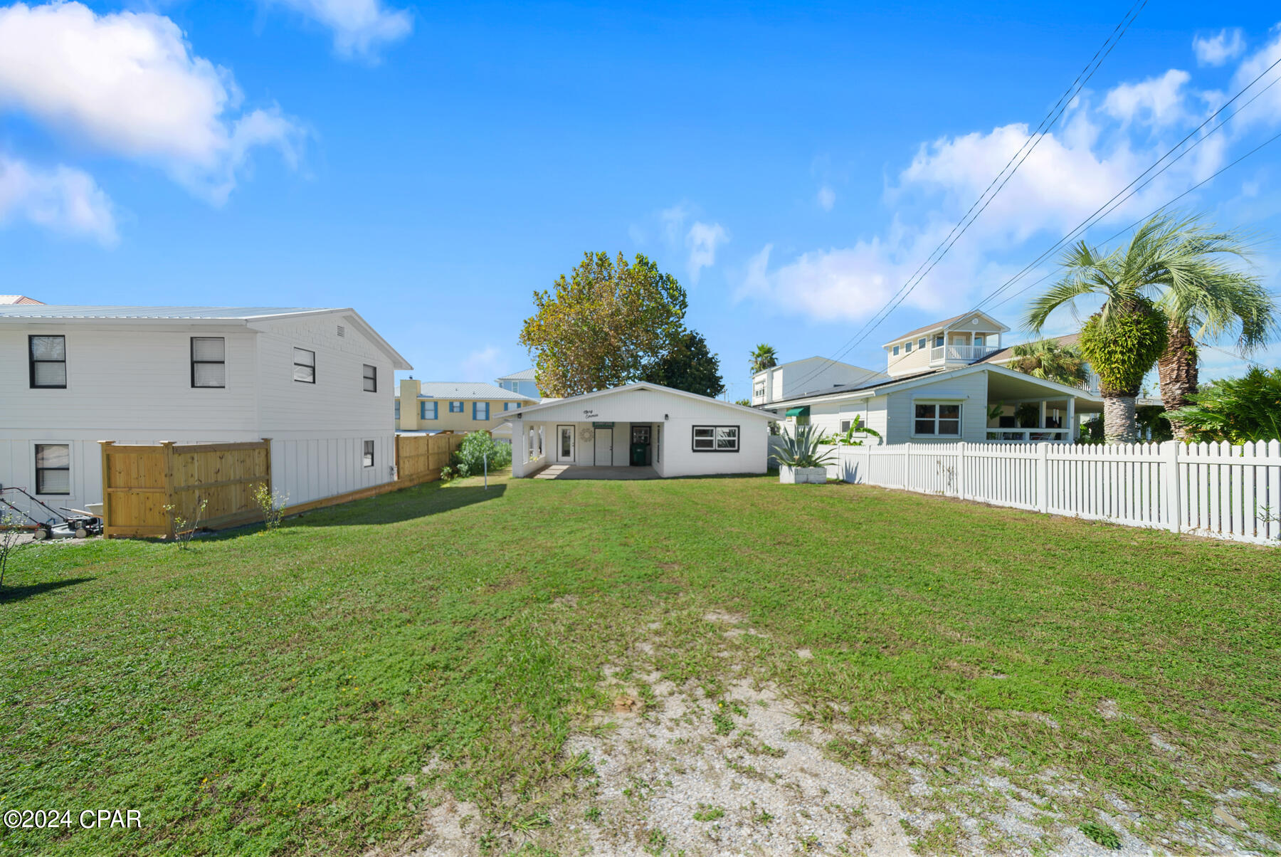 [No Recorded Subdiv] - Residential Lease