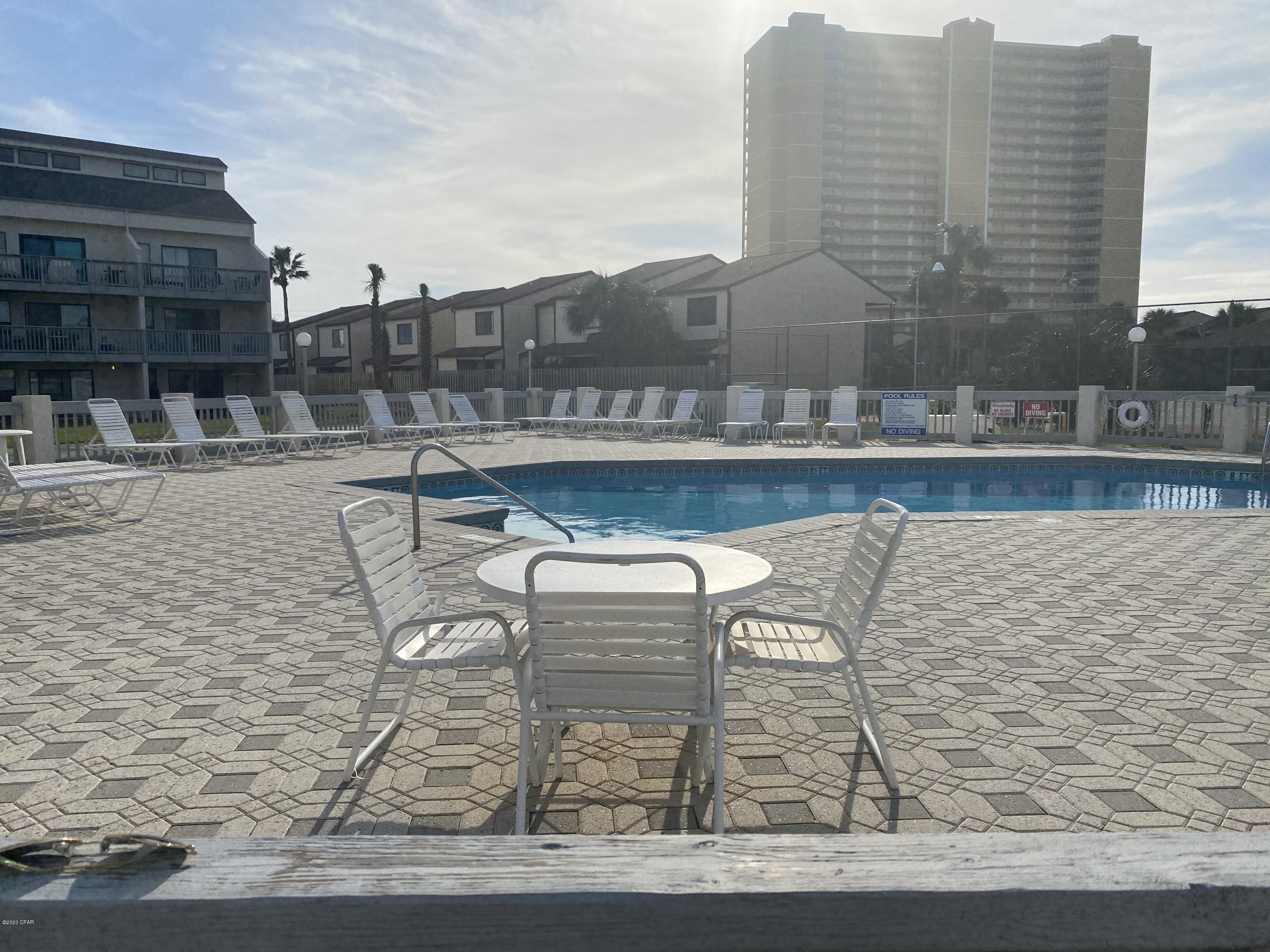 Endless Summer I - Residential