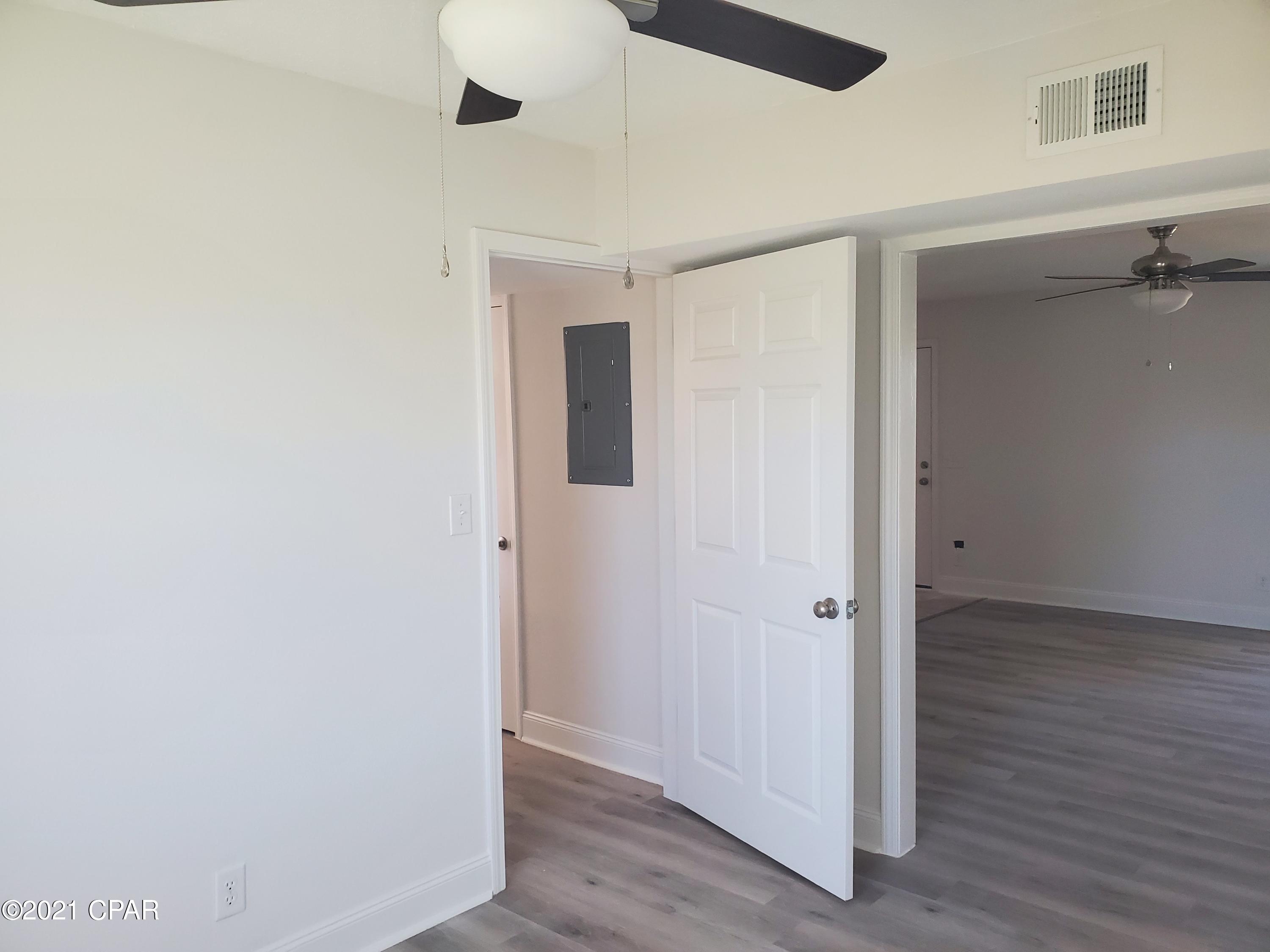 Meadowbrook Estates - Residential