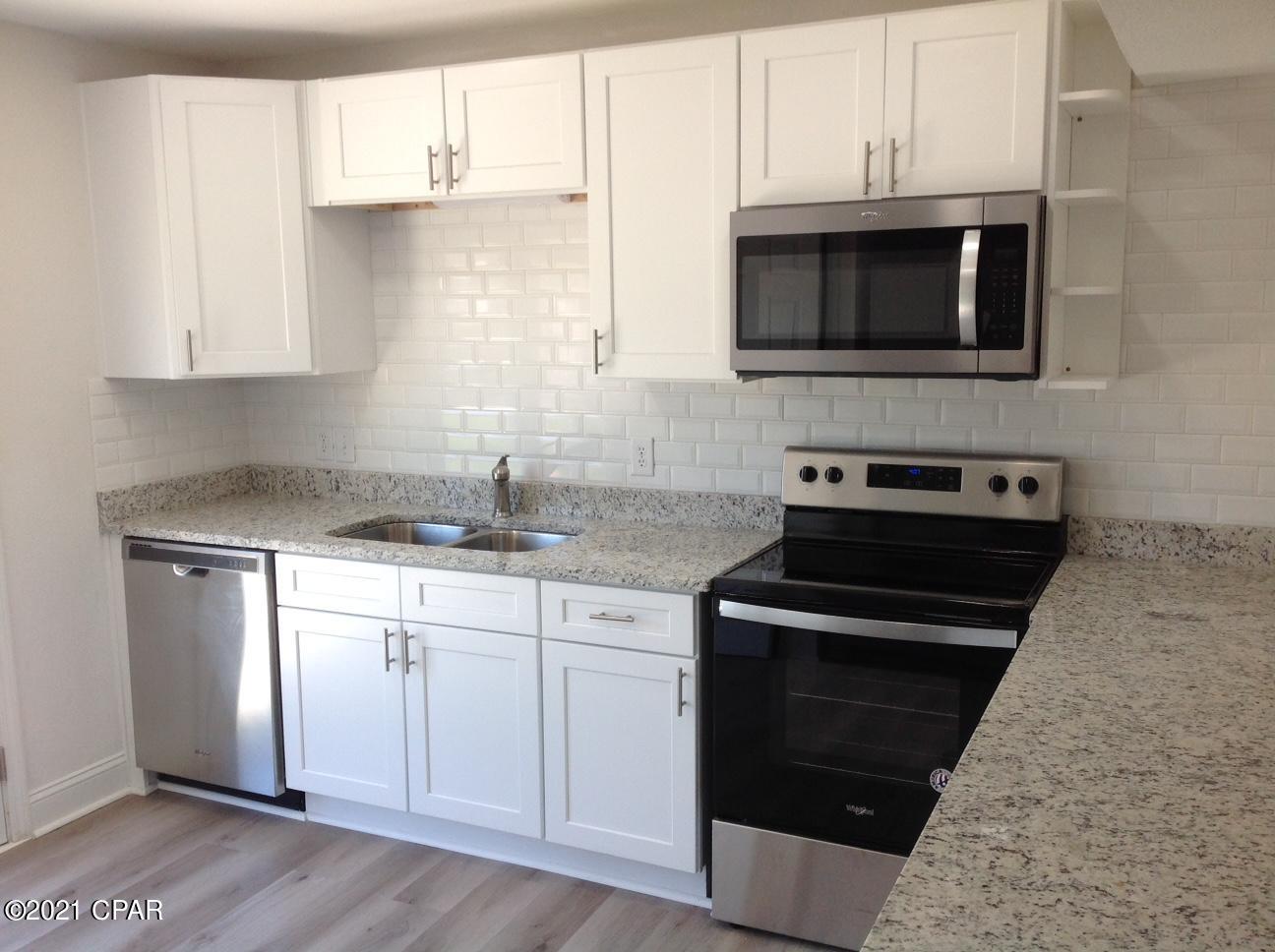 Meadowbrook Estates - Residential