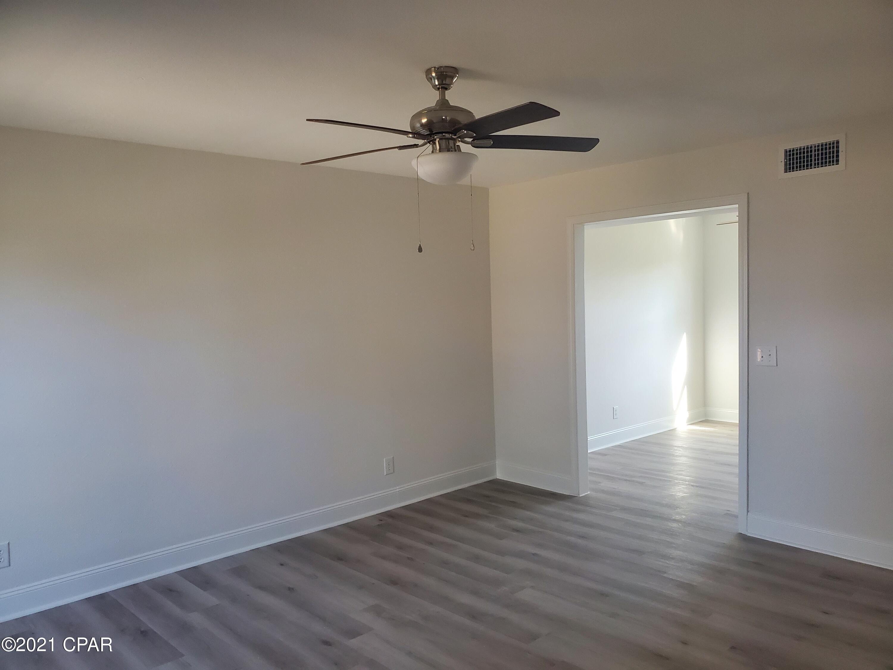 Meadowbrook Estates - Residential