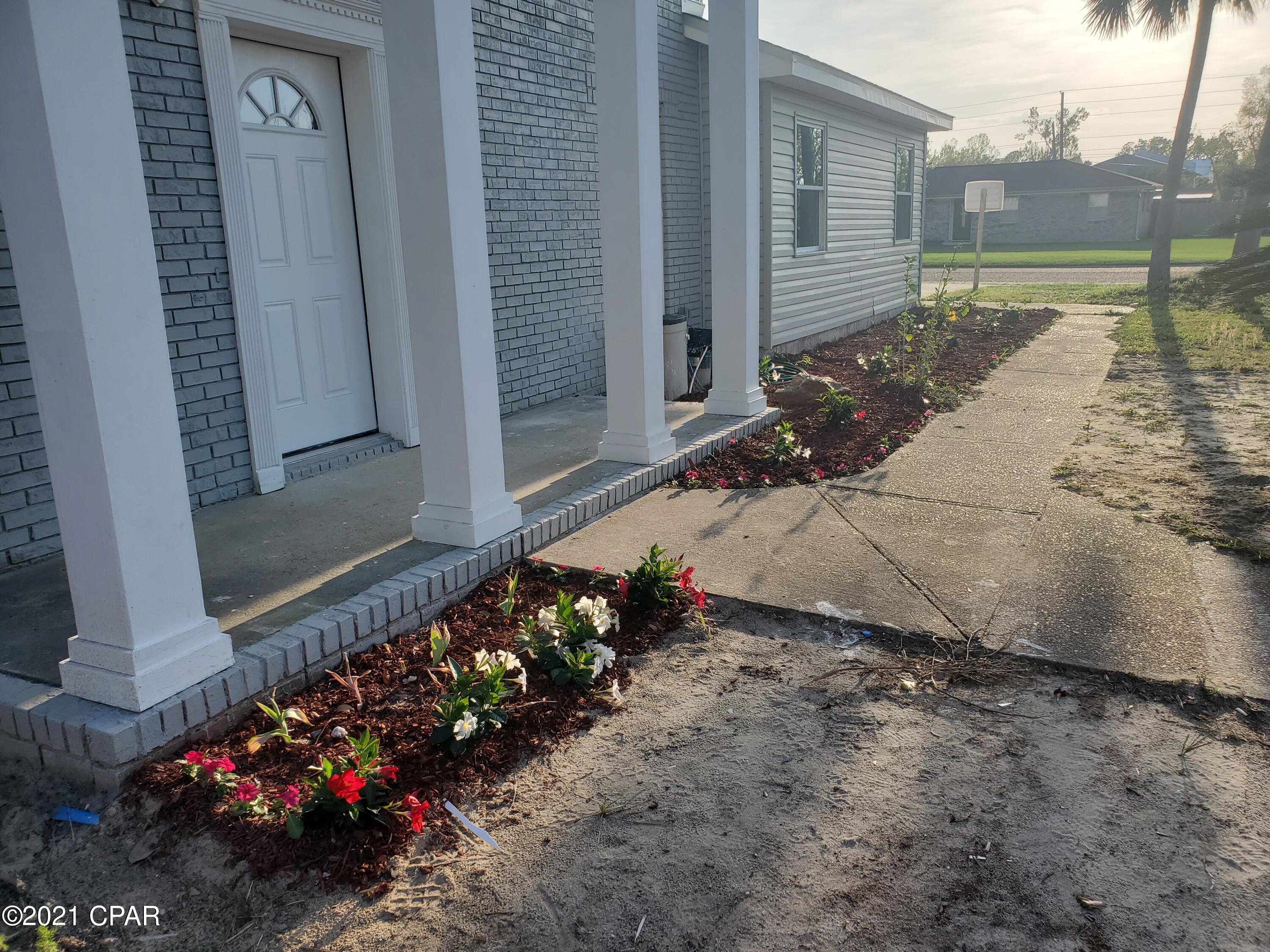 Meadowbrook Estates - Residential