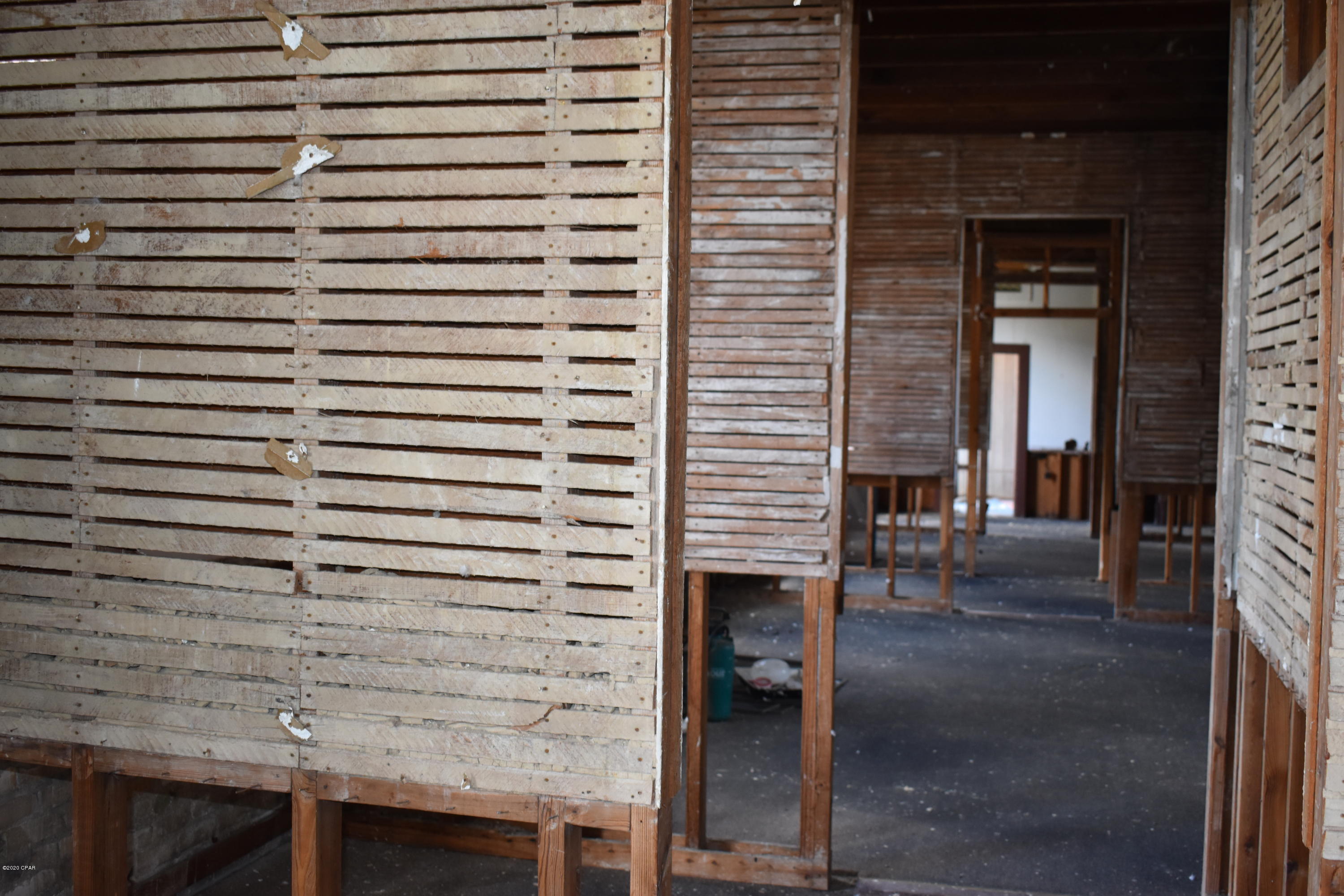 Chipley - Commercial Sale