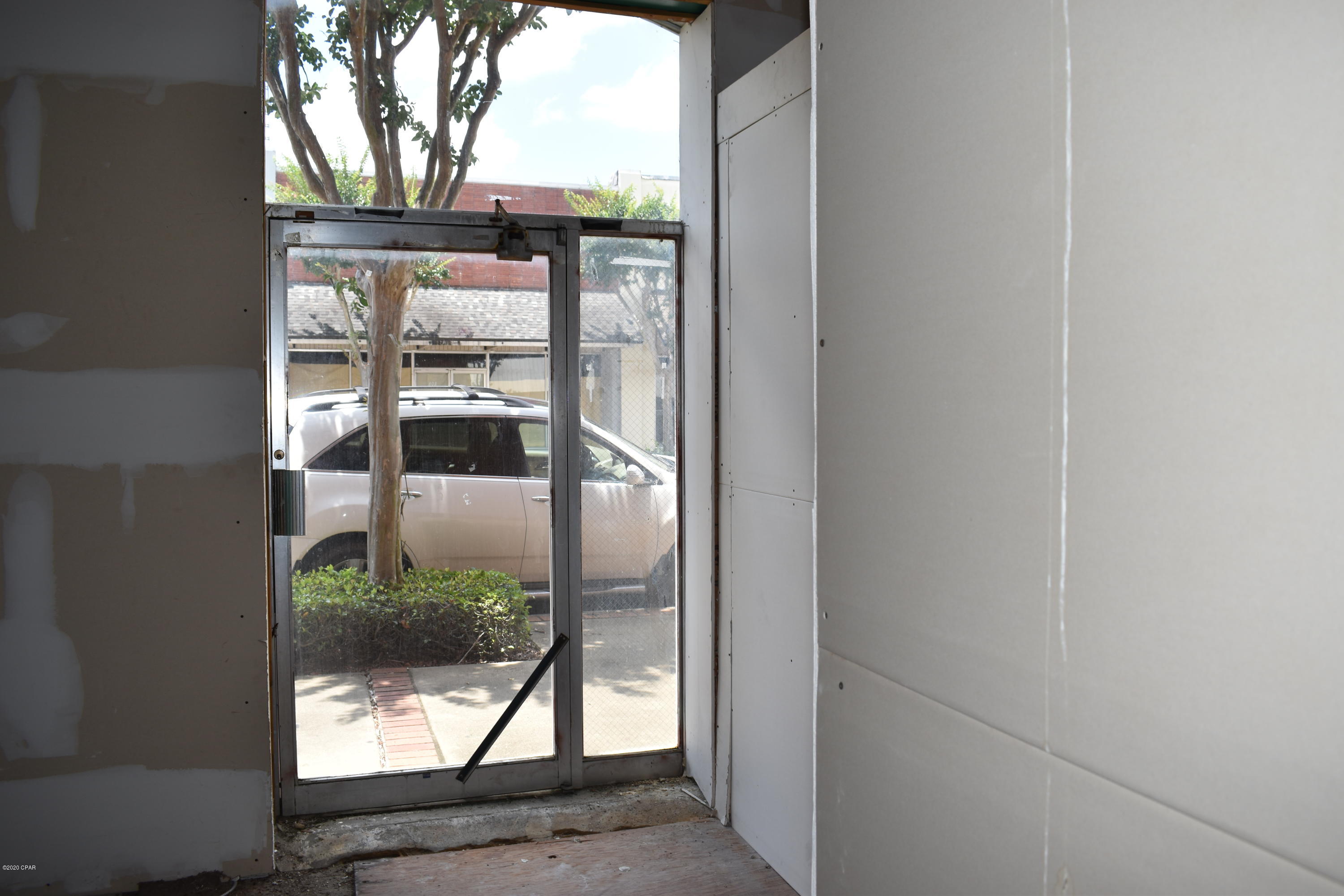 Chipley - Commercial Sale