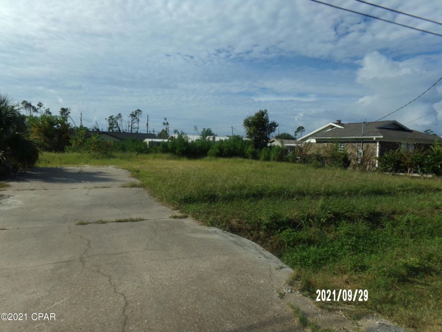 Wanting to build your dream home? You can start with this nice lot. The Lot is conveniently located near TAFB, East Bay, and minutes from a boat launch. Water/Sewer is already on site so there would not be any tap in fees to be paid. All measurements, zoning, sizes are approximate please verify if important.