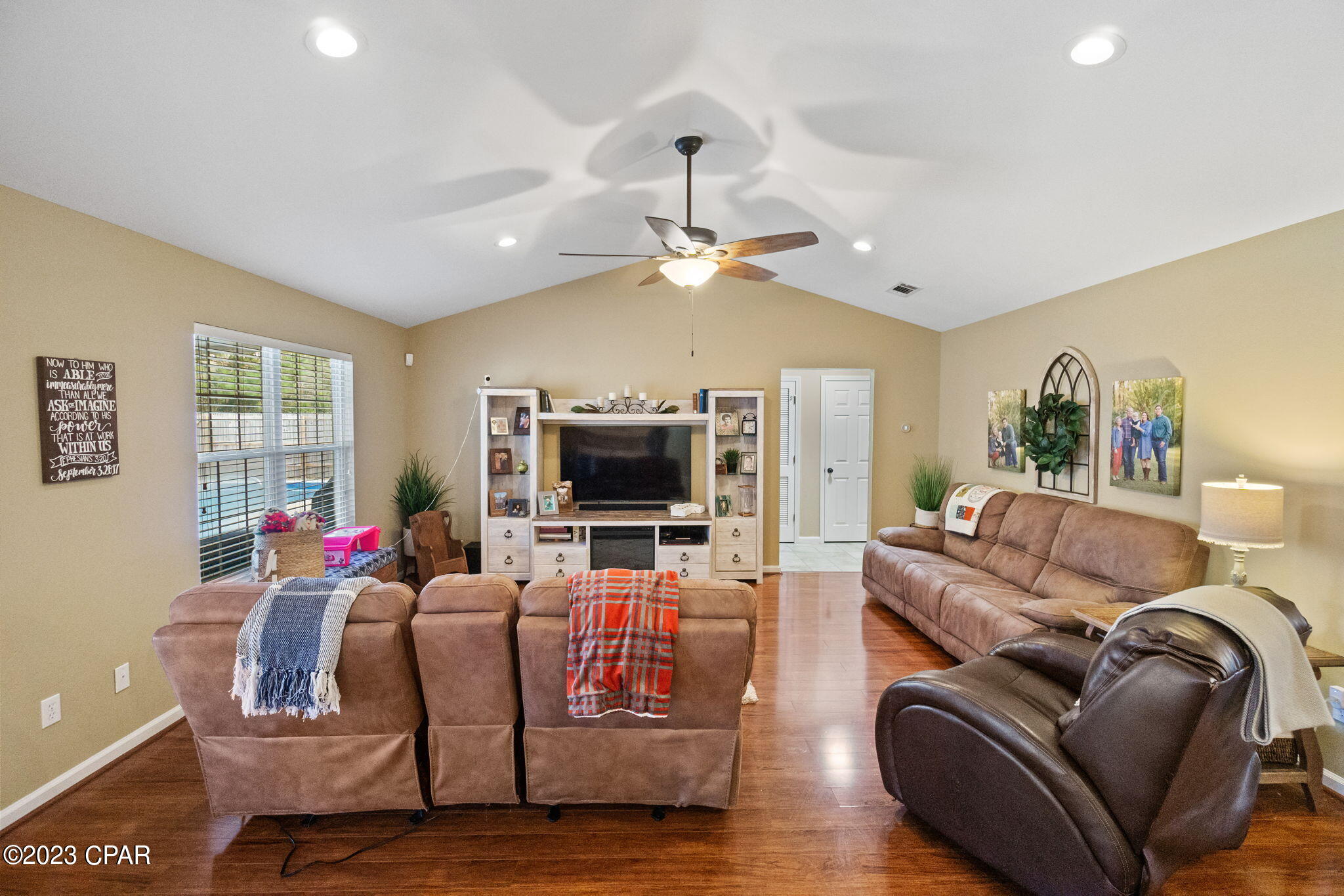 Dogwood Lakes - Residential