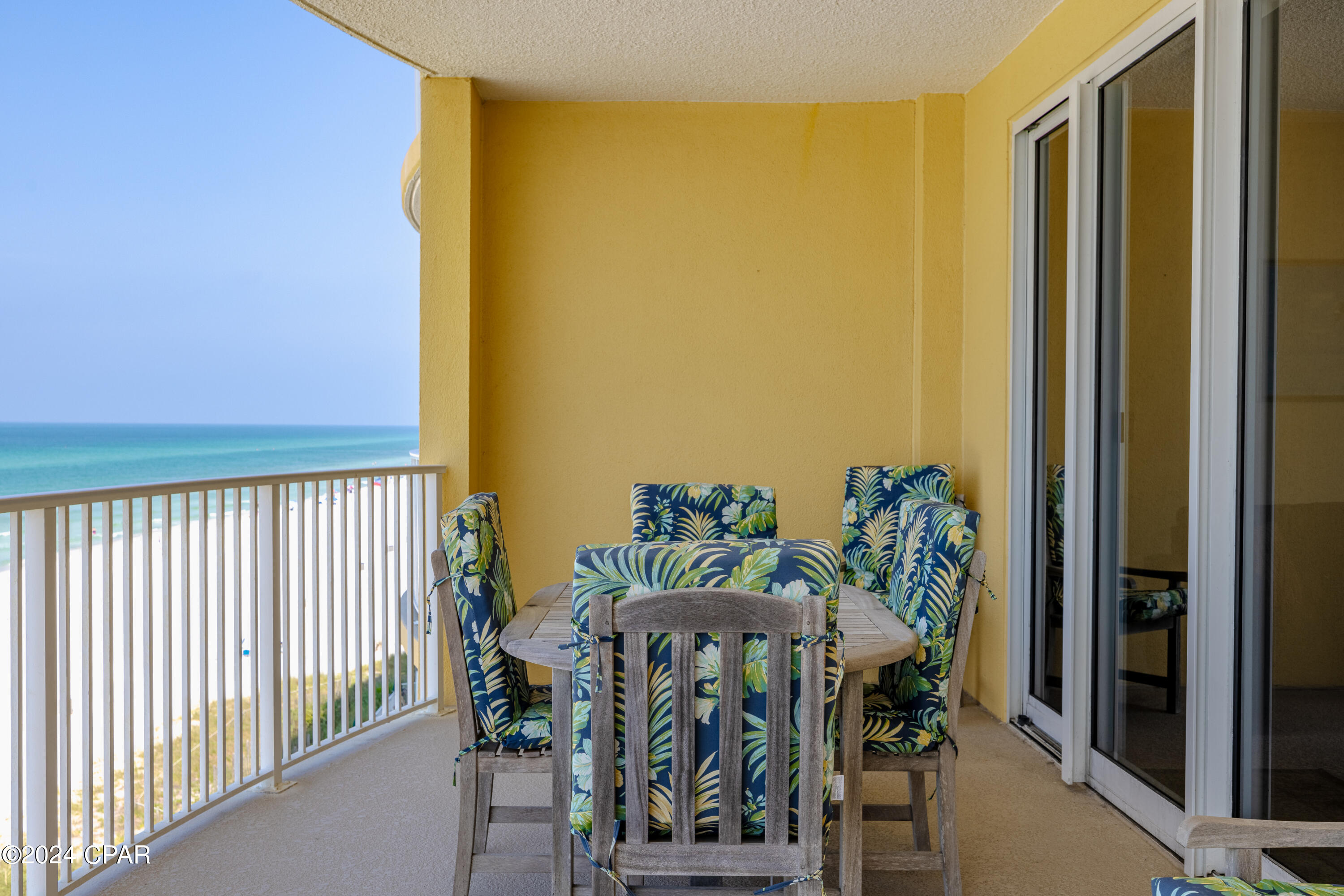 Emerald Isle - Residential