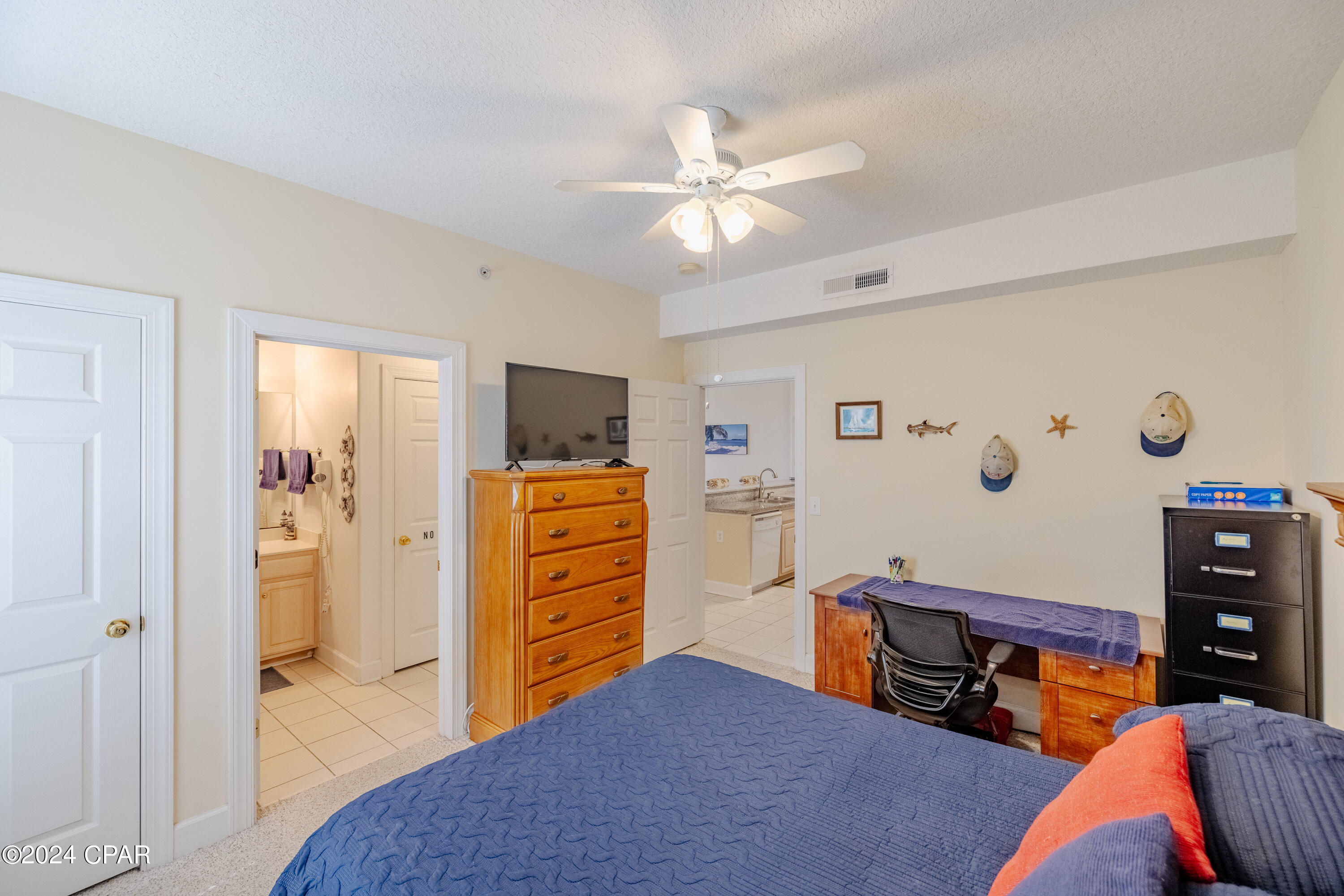 Emerald Isle - Residential