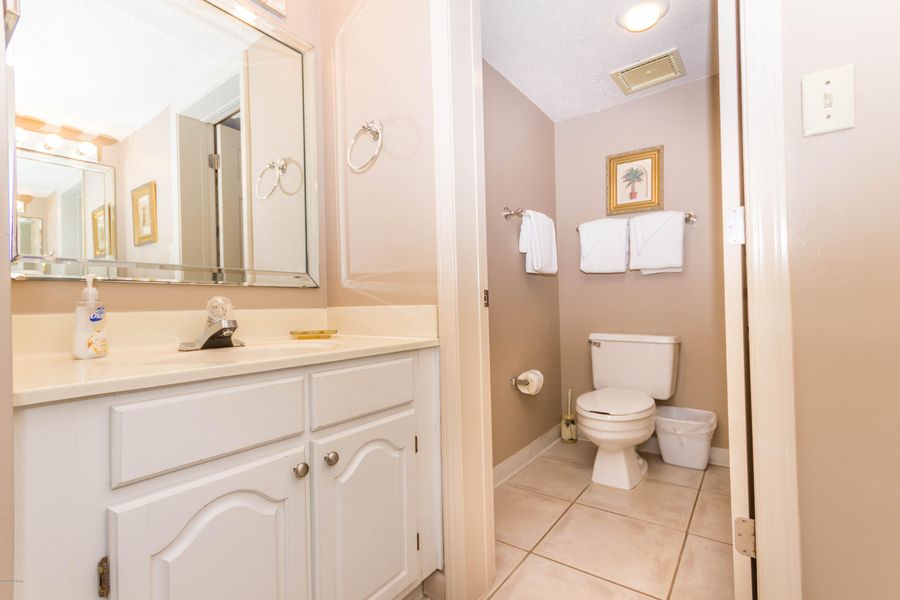 The Commodore - Residential