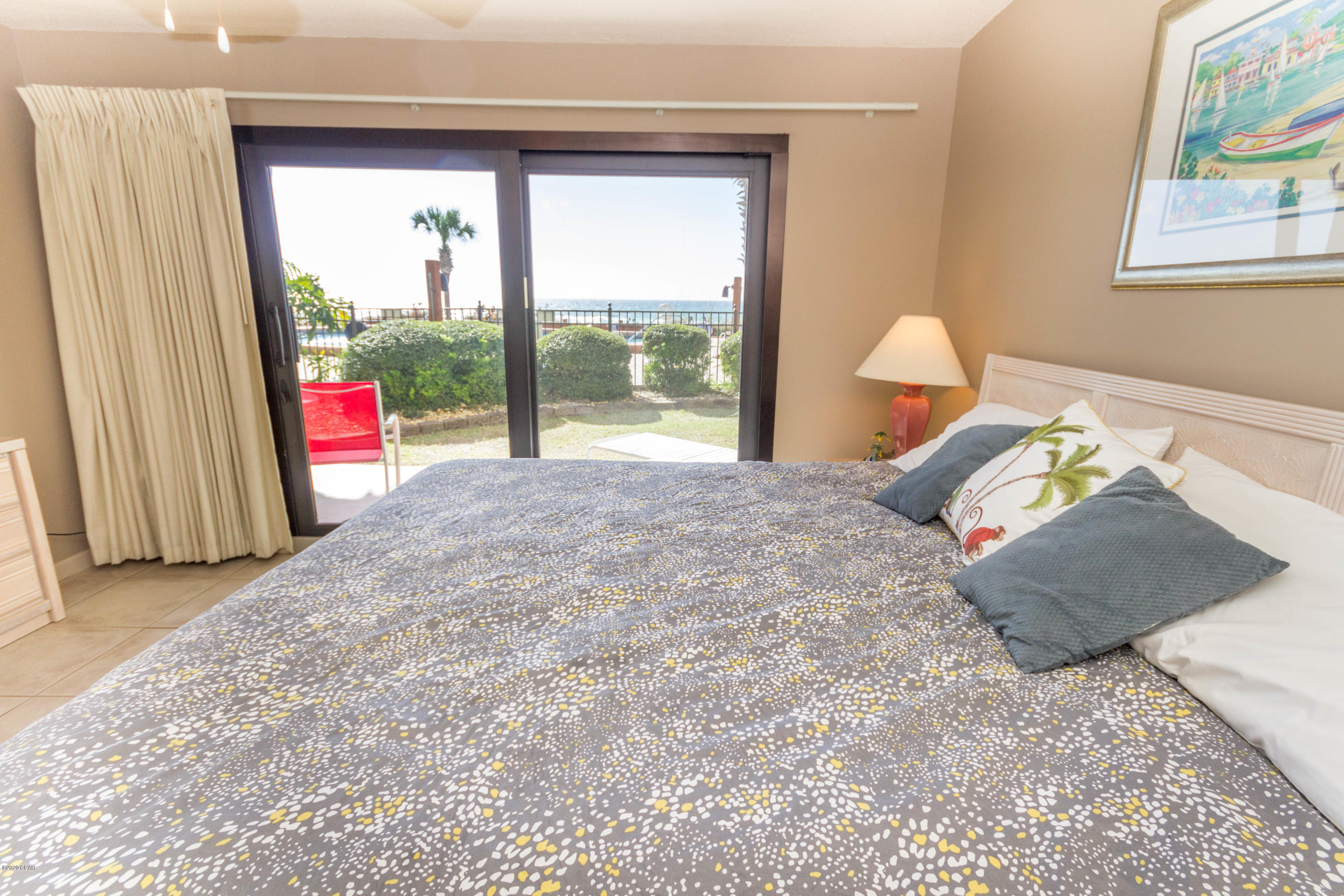 The Commodore - Residential