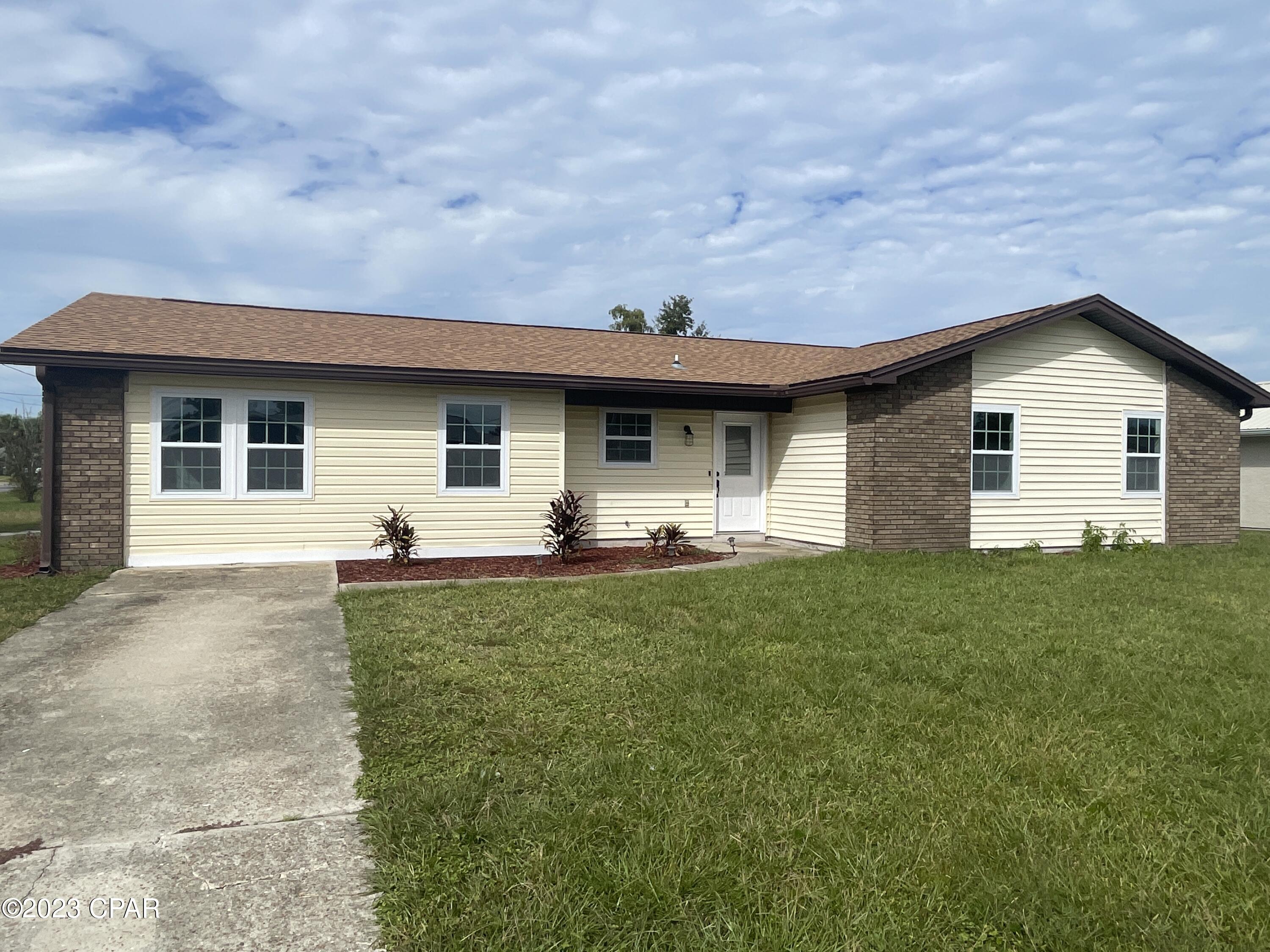 [No Recorded Subdiv] - Residential Lease