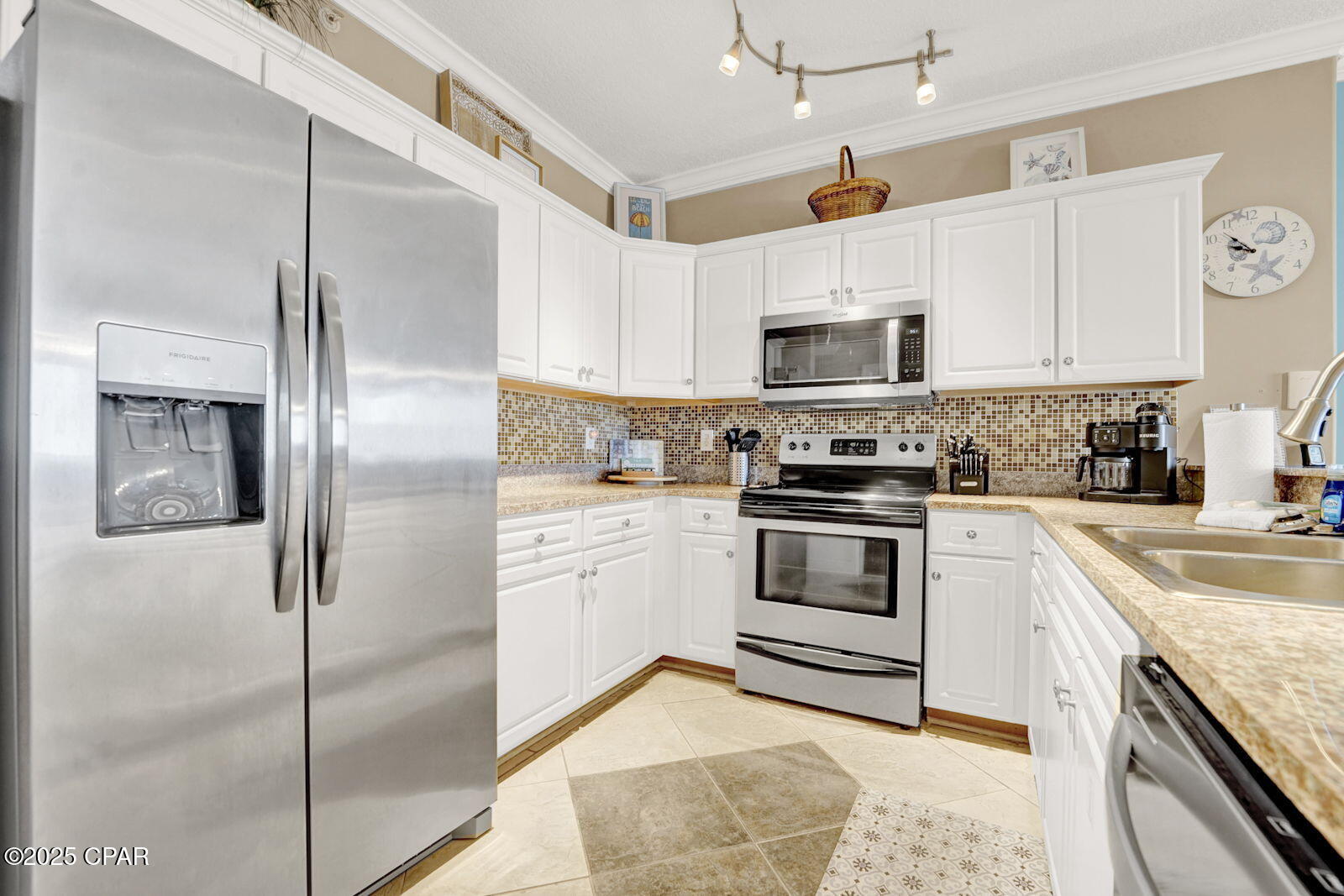 Emerald Isle - Residential