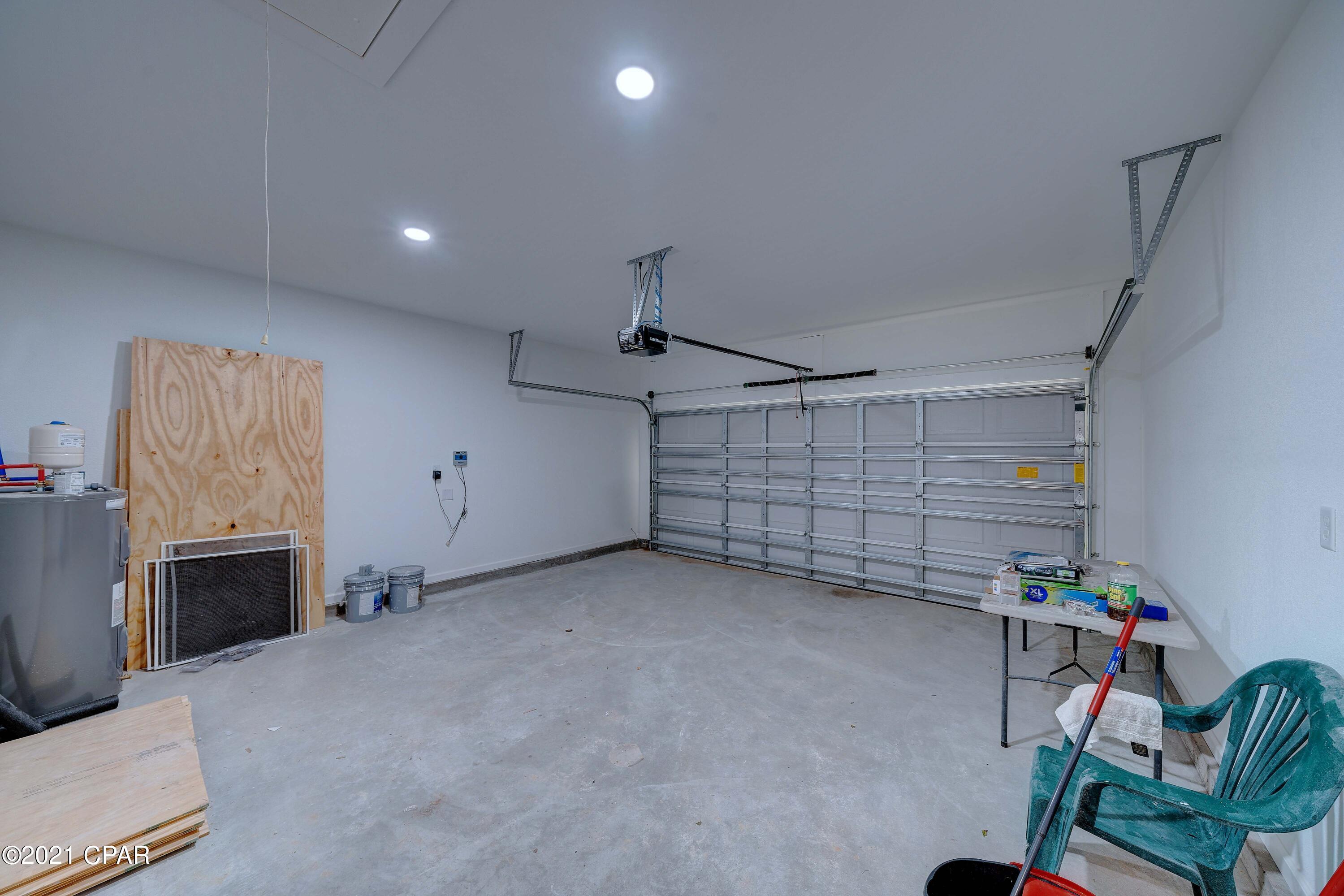 North Lagoon Oaks - Residential