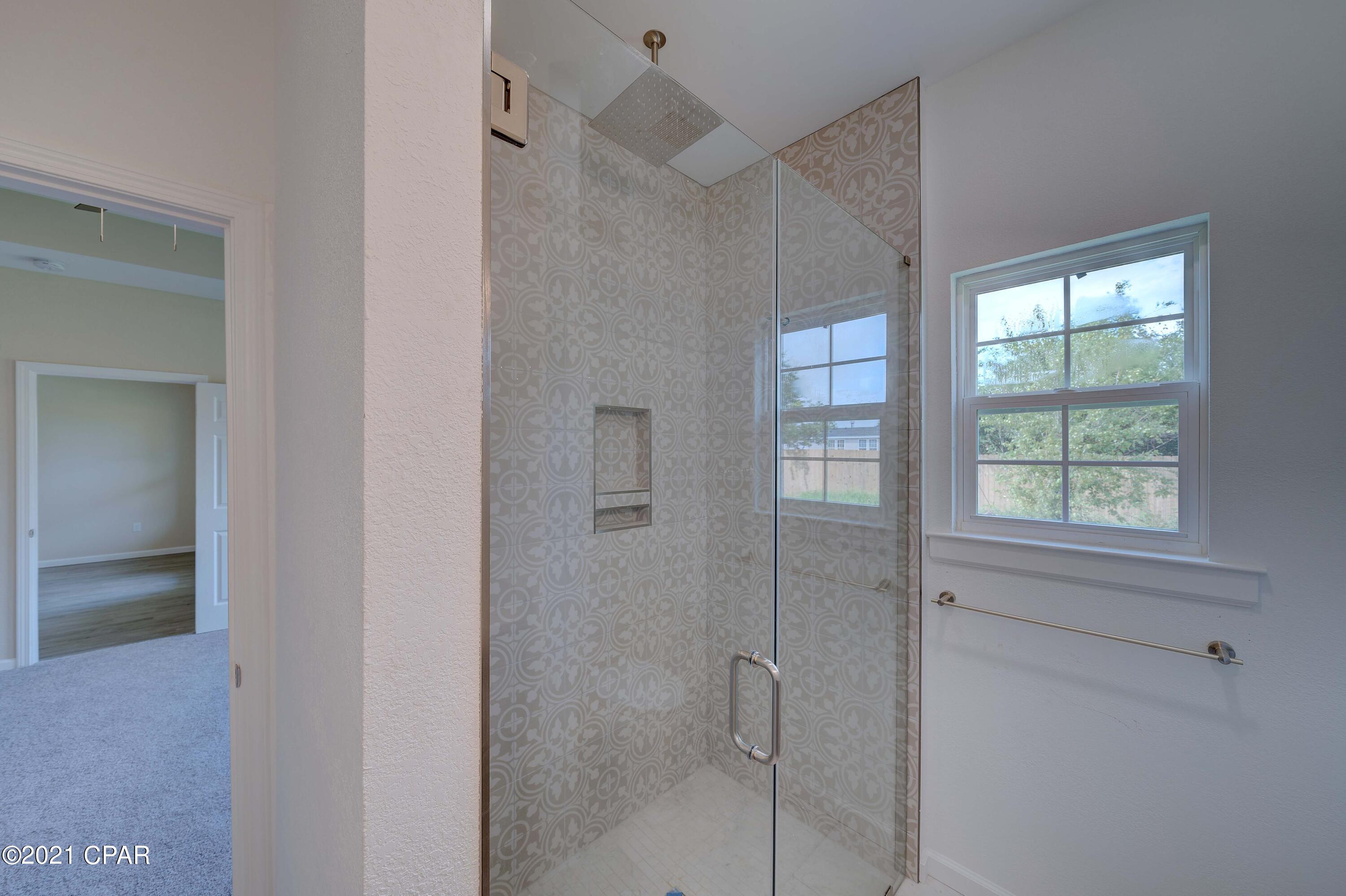 North Lagoon Oaks - Residential