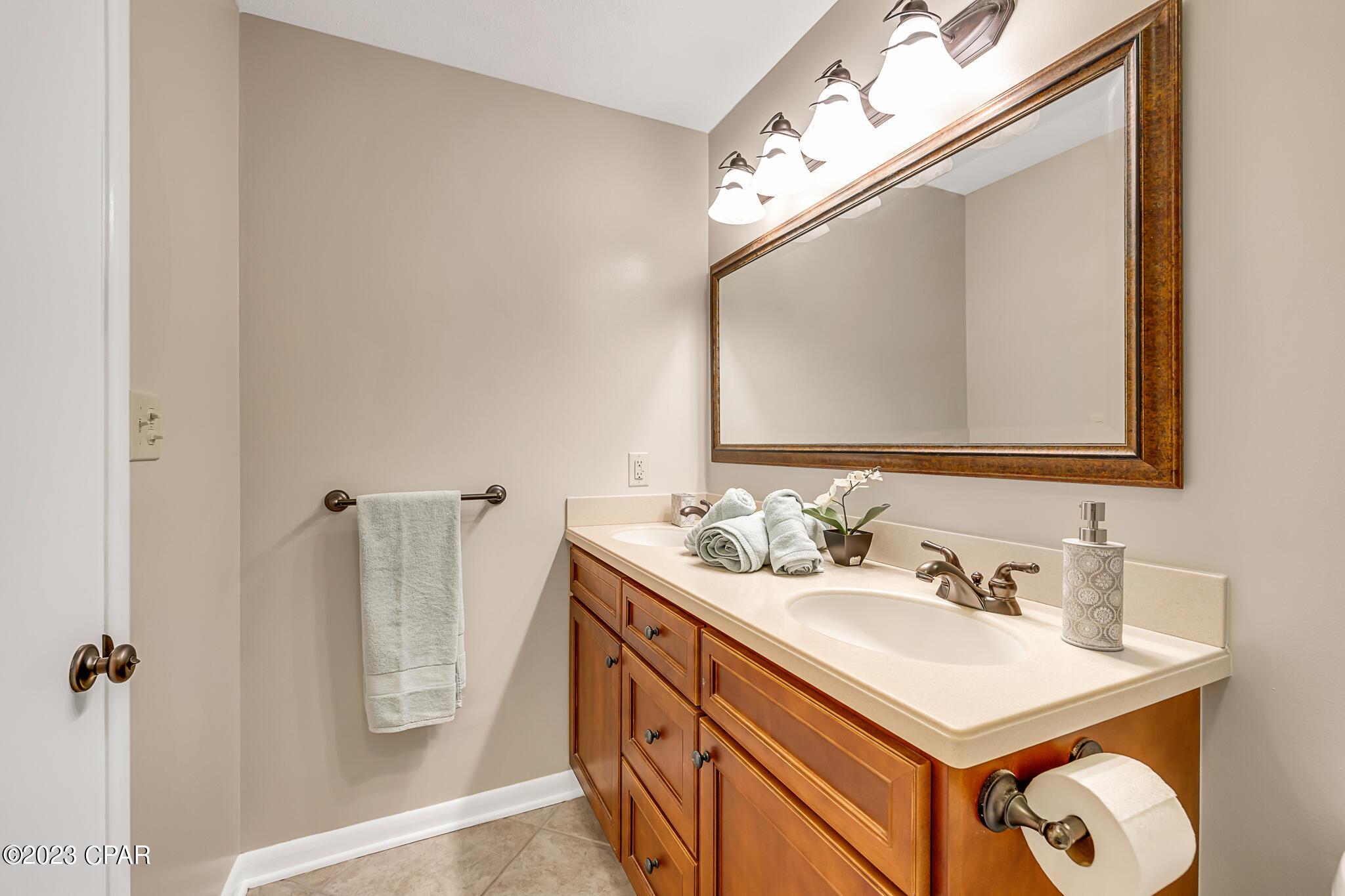 Kings Point - Residential